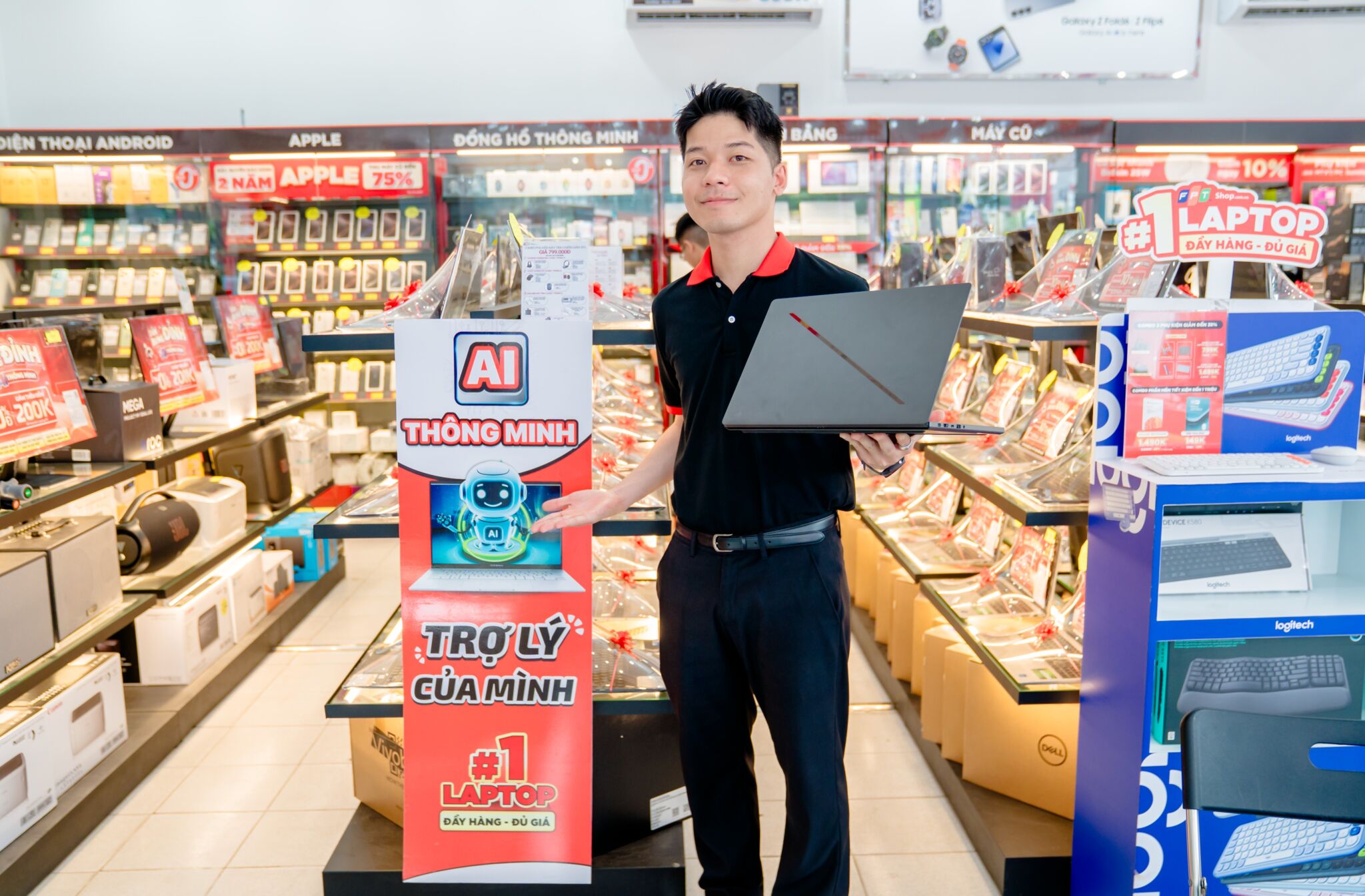 FPT Shop mở chiến dịch “Tân Bling Đỉnh – AI Thông Minh”: Đồng hành cùng Gen Z sẵn sàng cho năm học mới FPT Shop ra mắt chiến dịch “Tân Bling Đỉnh – AI Thông Minh”: Đồng hành cùng Gen Z sẵn sàng cho năm học mới