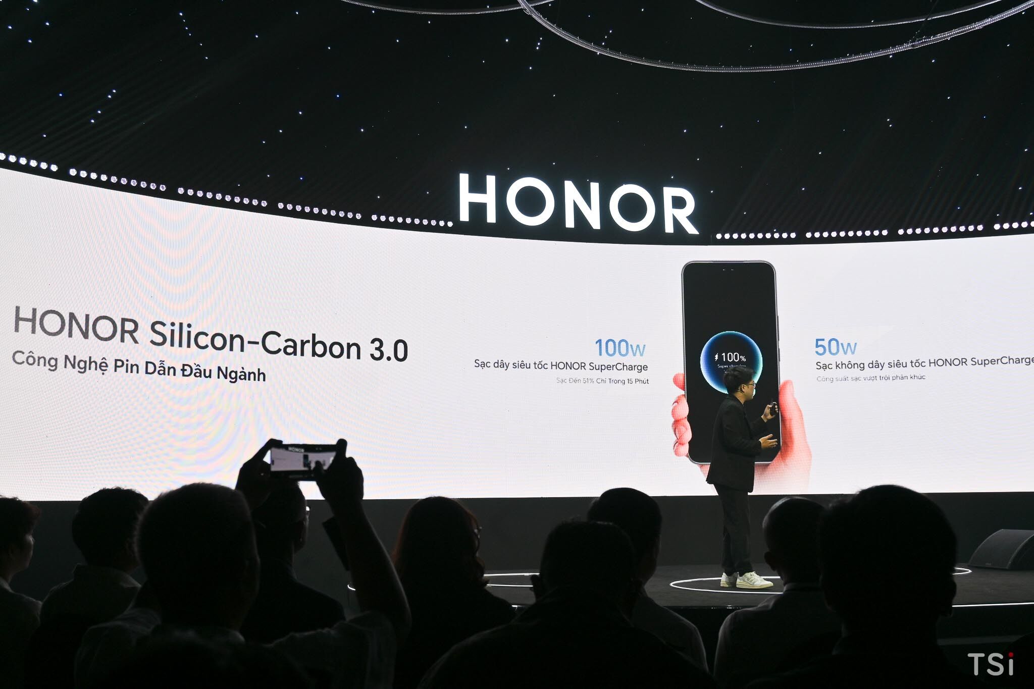 HONOR 400 series ra mắt: camera 200MP tích hợp AI cao cấp
