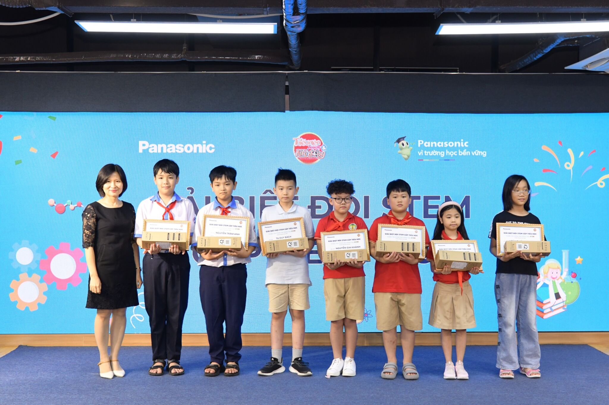 Panasonic trao giải cuộc thi “Cùng em sáng tạo STEM" năm 2025, vinh danh những dự án độc đáo và tiếp lửa đam mê STEM cho thế hệ trẻ Việt Nam Panasonic trao giải cuộc thi “Cùng em sáng tạo STEM" năm 2025, vinh danh những dự án độc đáo và tiếp lửa đam mê STEM cho thế hệ trẻ Việt Nam
