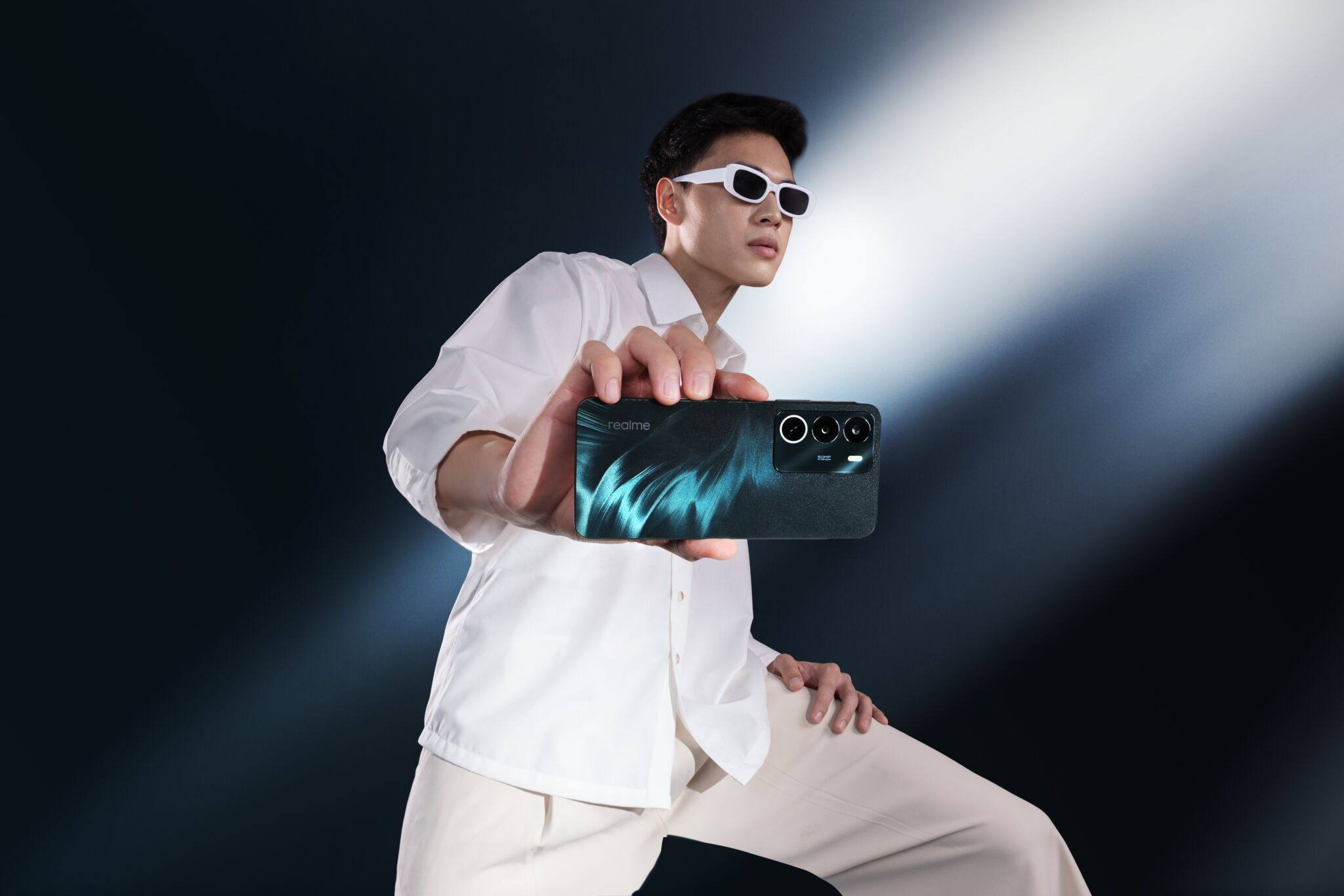 realme C71 chính thức ra mắt tại Việt Nam: “Tân vương” smartphone phổ thông sạc 1 giờ dùng 2 ngày, độ bền chuẩn quân đội và tích hợp AI tiên tiến