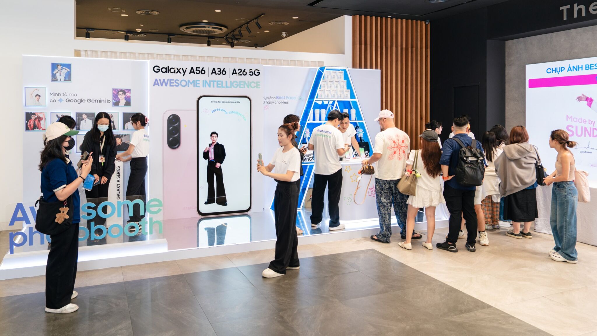 Samsung ra mắt Galaxy A56 5G màu Hồng và hoạt động Meet & Greet cùng HIEUTHUHAI Samsung mở đầu mùa hè đầy sôi động với Galaxy A56 5G phiên bản Hồng mới và hoạt động Meet & Greet cùng HIEUTHUHAI