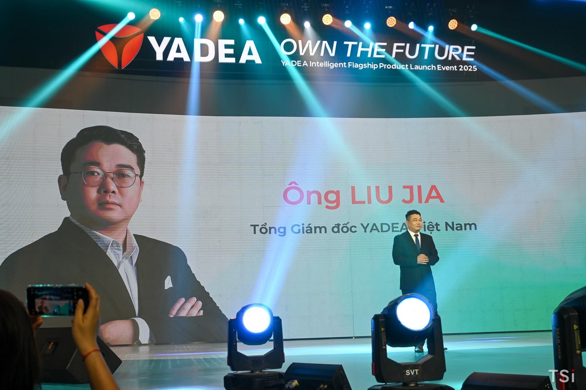 YADEA giới thiệu bộ 3 xe điện và đại sứ thương hiệu SOOBIN YADEA giới thiệu bộ 3 xe điện và đại sứ thương hiệu SOOBIN
