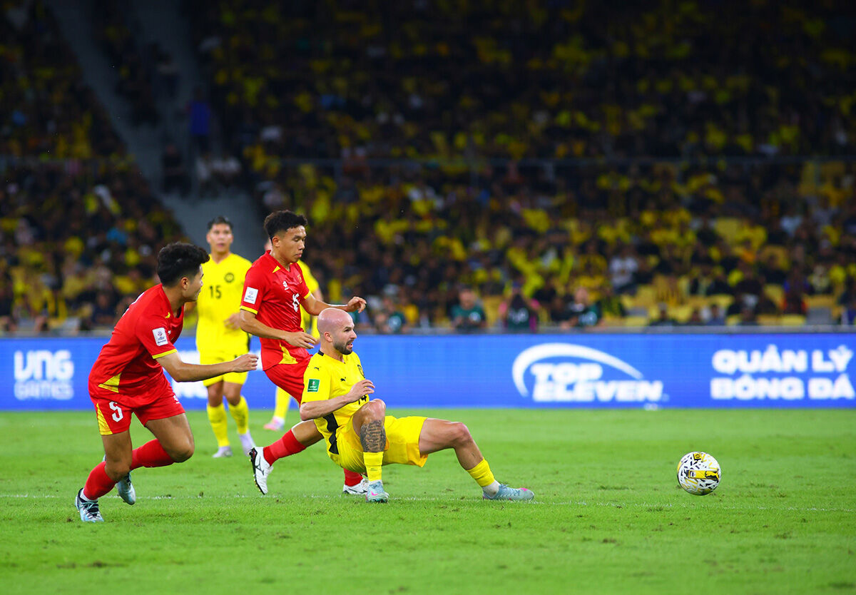 Top Eleven: Quản Lý Bóng Đá là tựa game về thể thao độc đáo của VNGGames Top Eleven: Quản Lý Bóng Đá là tựa game về thể thao độc đáo của VNGGames