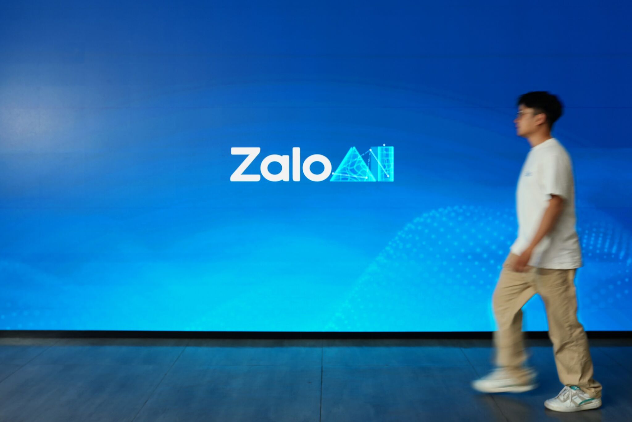 Zalo làm chủ mô hình AI và kiểm soát hoàn toàn quá trình huấn luyện Zalo làm chủ mô hình AI và kiểm soát hoàn toàn quá trình huấn luyện