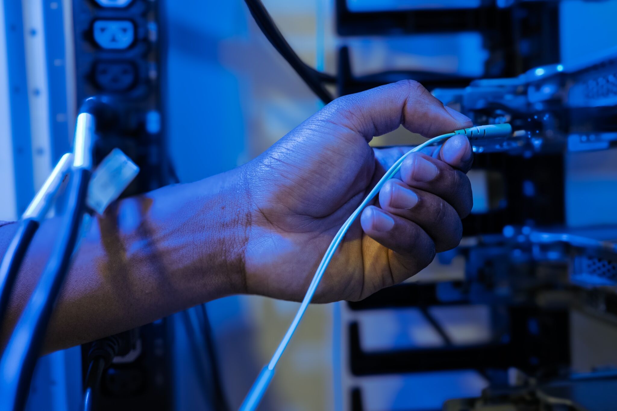 Nghiên cứu từ Cisco: Cơ sở hạ tầng đang bước vào giai đoạn chuyển dịch mạnh mẽ - AI có thể nhân đôi áp lực hoặc trở thành chìa khoá giải quyết các vấn đề Nghiên cứu từ Cisco: Cơ sở hạ tầng đang bước vào giai đoạn chuyển dịch mạnh mẽ - AI có thể nhân đôi áp lực hoặc trở thành chìa khoá giải quyết các vấn đề