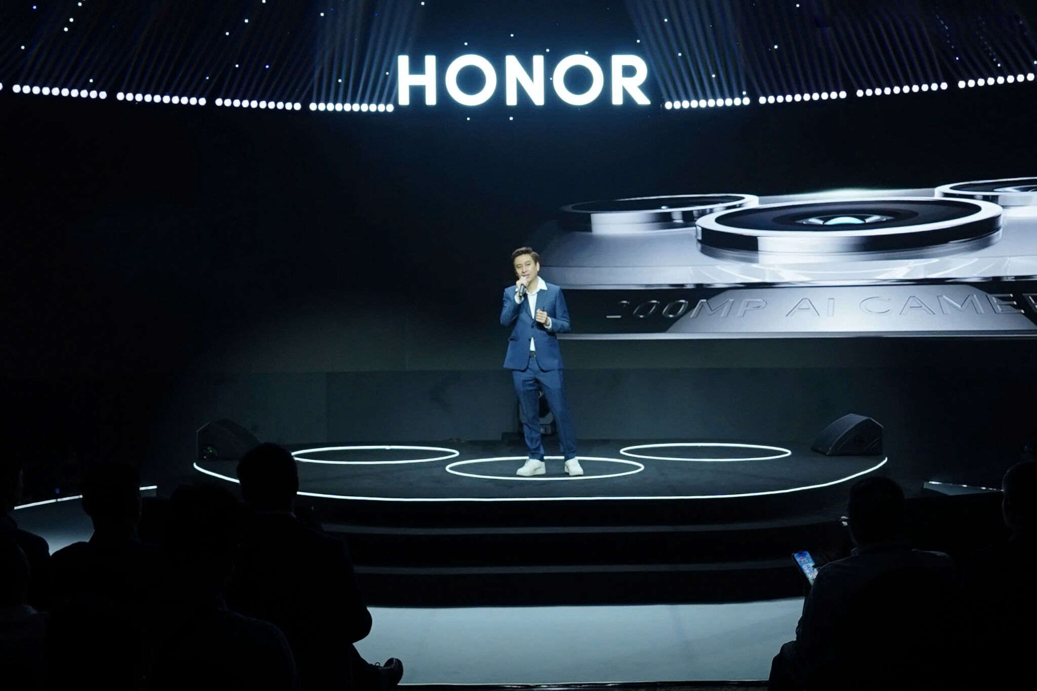 HONOR ra mắt "chiến binh" X6c sở hữu loạt tính năng AI vượt trội