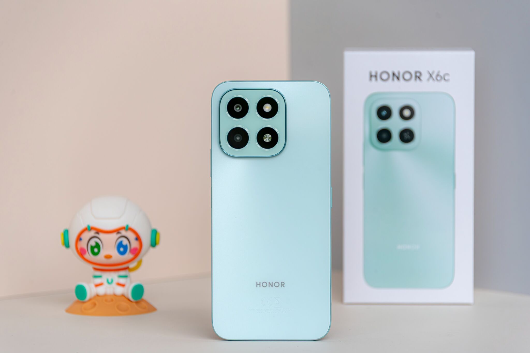 HONOR ra mắt "chiến binh" X6c sở hữu loạt tính năng AI vượt trội