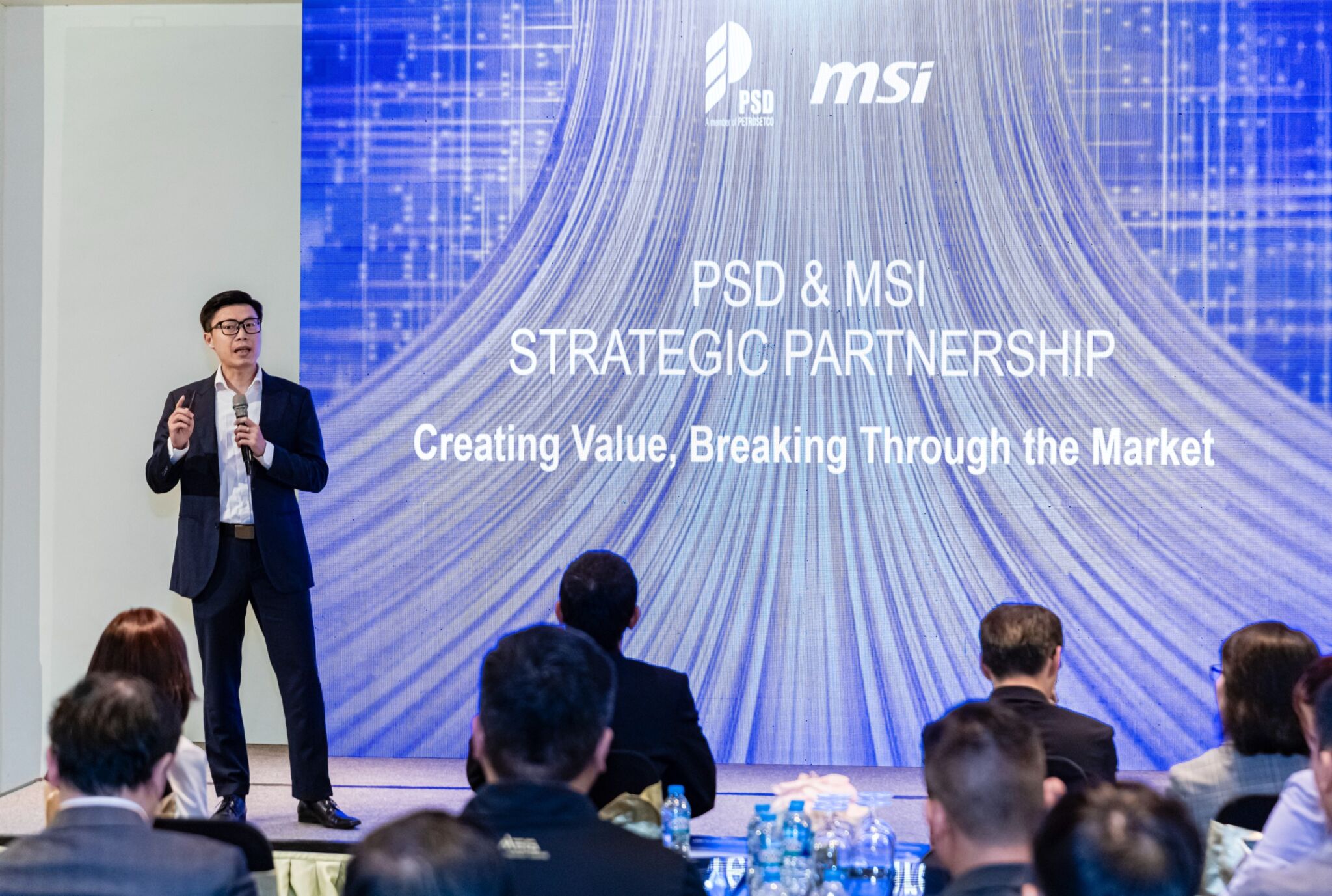 MSI Việt Nam ký kết hợp tác chiến lược với PSD, chính thức mở rộng phân phối máy chủ tại thị trường Việt Nam MSI Việt Nam ký kết hợp tác chiến lược với PSD, chính thức mở rộng phân phối máy chủ tại thị trường Việt Nam.