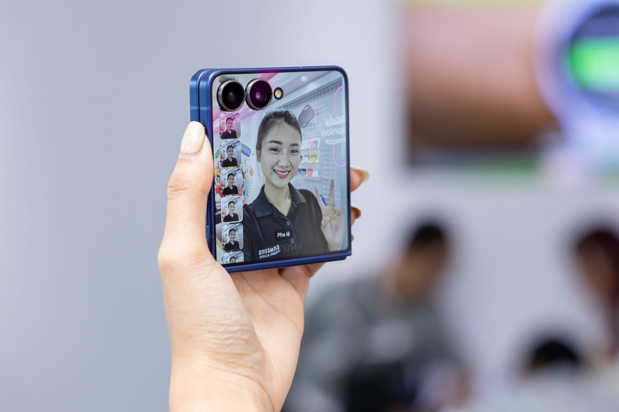 Sắm smartphone nào phù hợp tại thời điểm trước Tết Bính Ngọ?