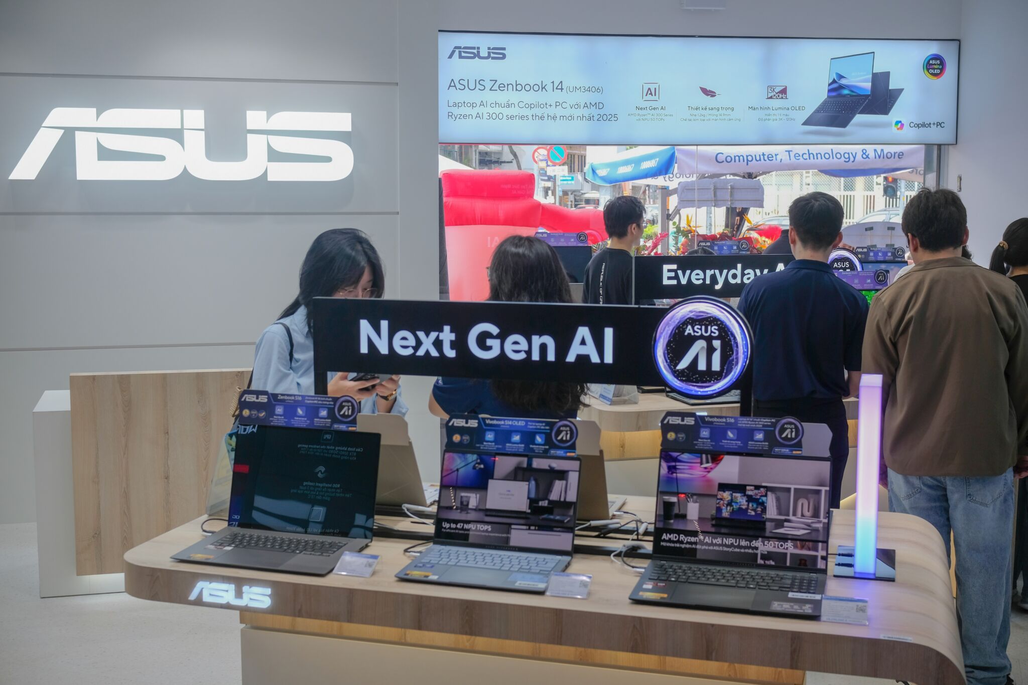 ASUS phổ cập laptop AI tại Việt Nam, hoàn thiện dải sản phẩm Vivobook S14 với đầy đủ phiên bản Intel, AMD và Snapdragon ASUS phổ cập laptop AI tại Việt Nam, hoàn thiện dải sản phẩm Vivobook S14 với đầy đủ phiên bản Intel, AMD và Snapdragon