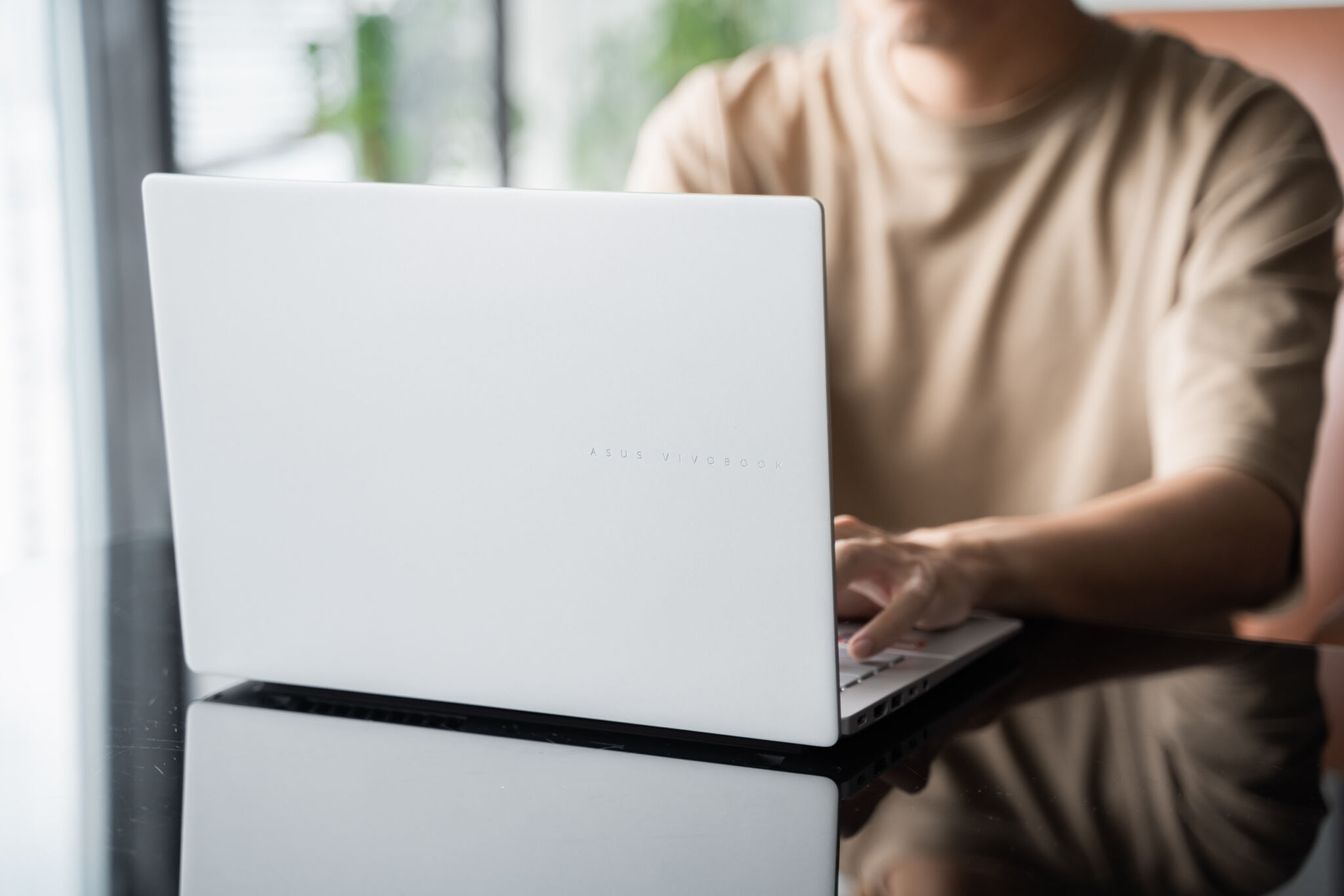 ASUS phổ cập laptop AI tại Việt Nam, hoàn thiện dải sản phẩm Vivobook S14 với đầy đủ phiên bản Intel, AMD và Snapdragon ASUS phổ cập laptop AI tại Việt Nam, hoàn thiện dải sản phẩm Vivobook S14 với đầy đủ phiên bản Intel, AMD và Snapdragon