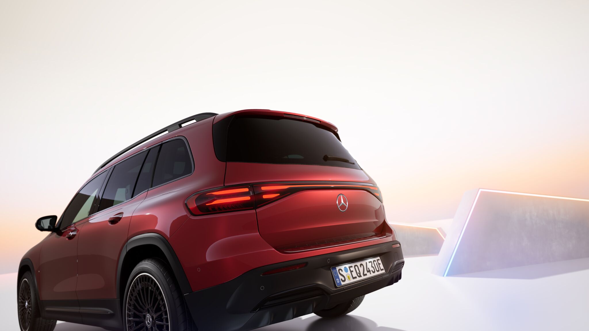 Mercedes-Benz Việt Nam giới thiệu EQB 250+ FL: phiên bản EQB nâng cấp & những ưu đãi hấp dẫn tháng 9 Mercedes-Benz Việt Nam giới thiệu EQB 250+ FL: phiên bản EQB nâng cấp & những ưu đãi hấp dẫn tháng 9