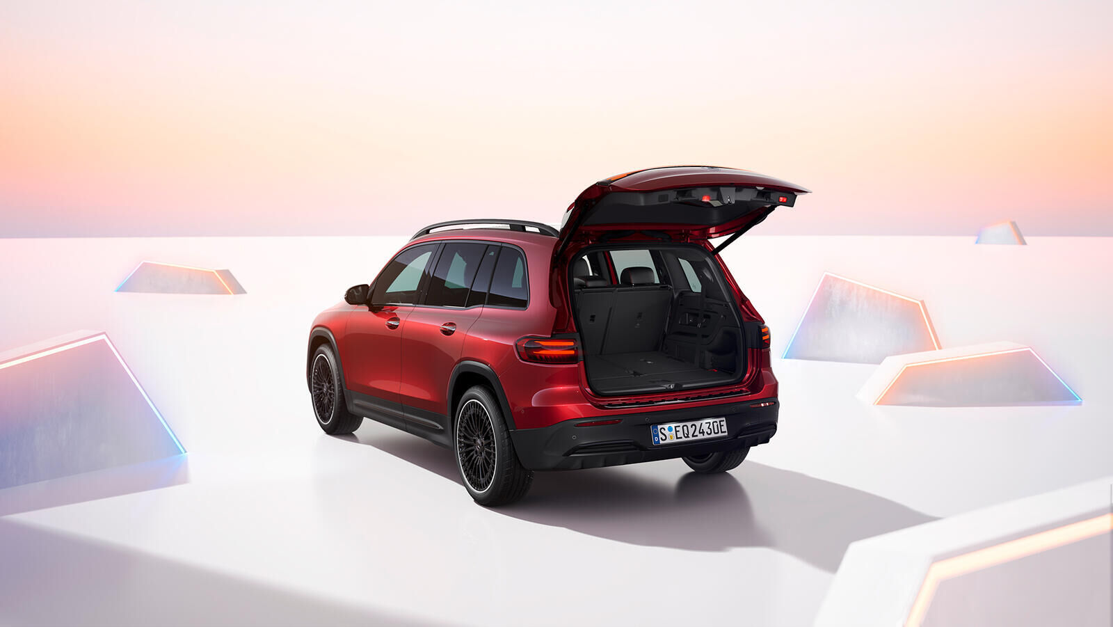 Mercedes-Benz Việt Nam giới thiệu EQB 250+ FL: phiên bản EQB nâng cấp & những ưu đãi hấp dẫn tháng 9 Mercedes-Benz Việt Nam giới thiệu EQB 250+ FL: phiên bản EQB nâng cấp & những ưu đãi hấp dẫn tháng 9