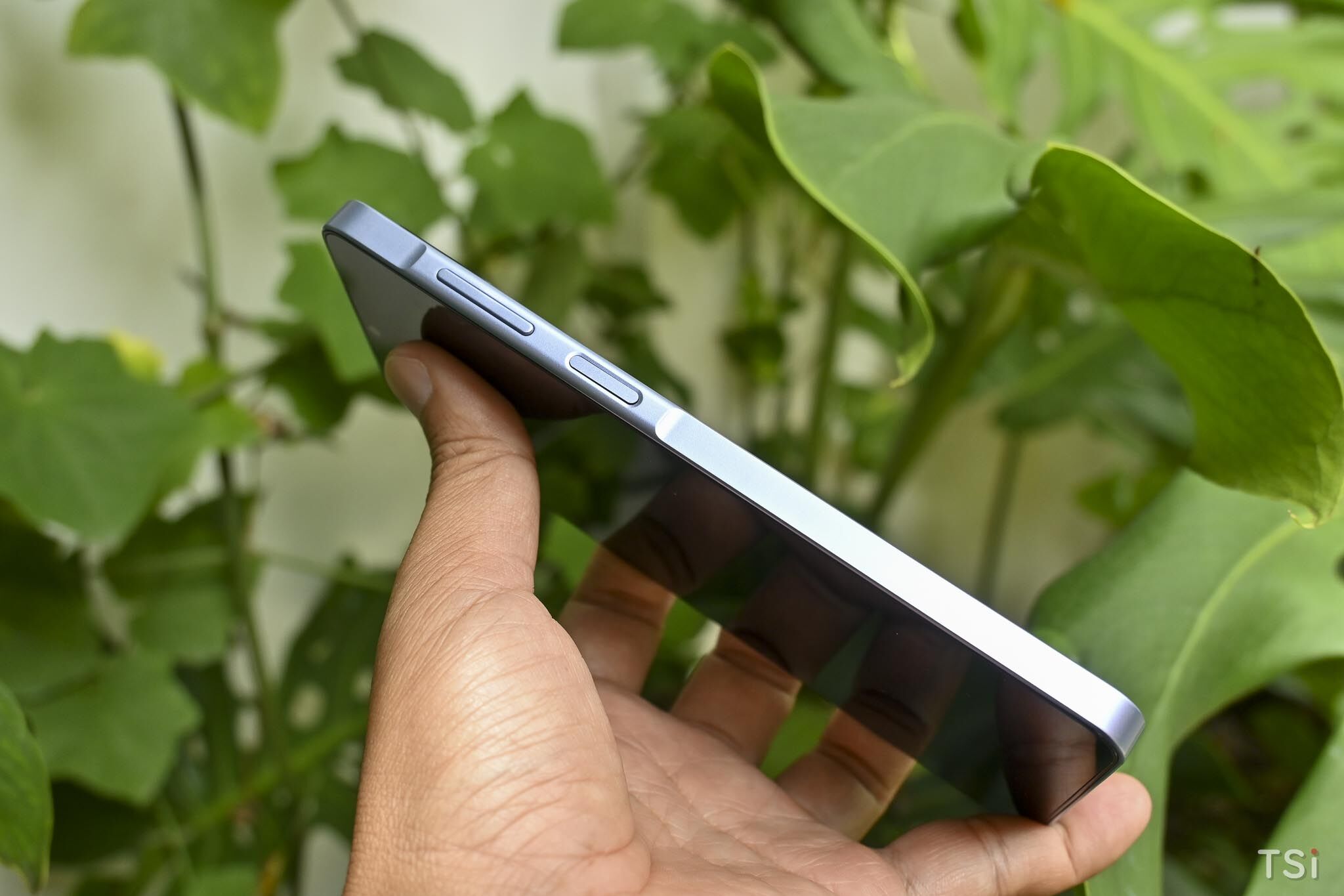 Trên tay nhanh Samsung Galaxy A07: đẹp, chắc chắn cho sử dụng dài lâu Trên tay nhanh Samsung Galaxy A07: đẹp, chắc chắn cho sử dụng dài lâu