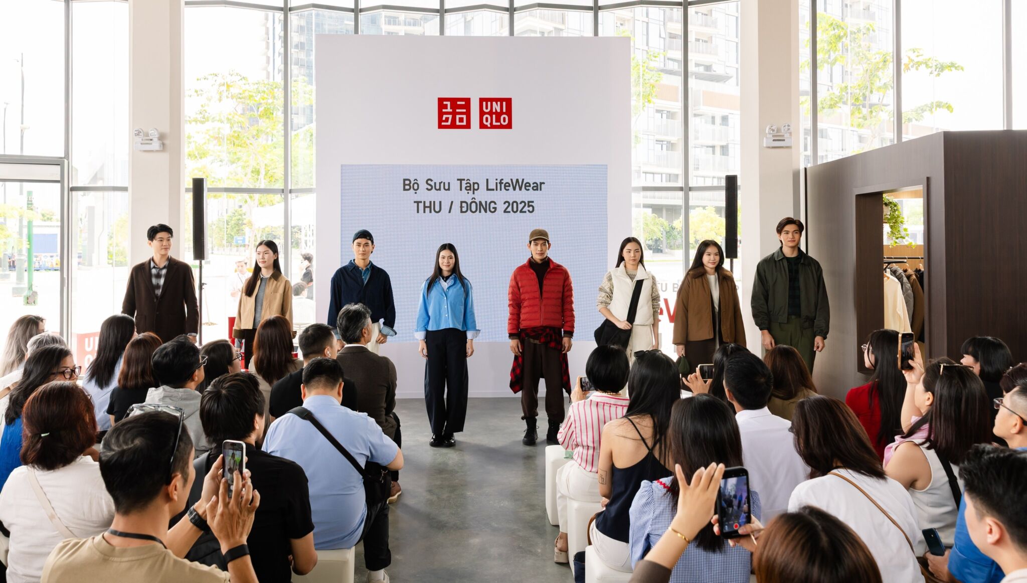 Cùng UNIQLO “Tìm Lại Vẻ Đẹp Kinh Điển” qua Bộ sưu tập LifeWear Thu/Đông 2025