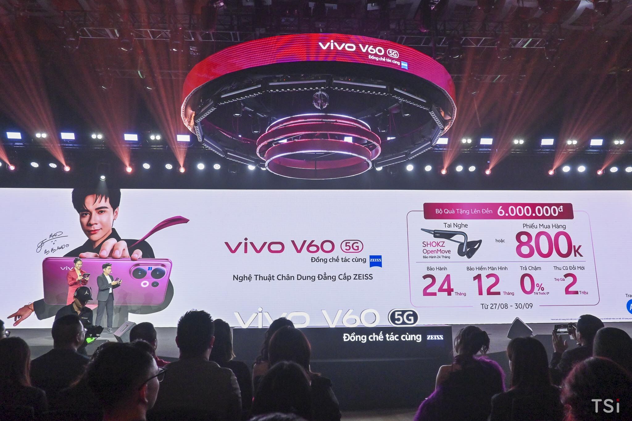 Ra mắt vivo V60 5G với camera Siêu Tele ZEISS Ra mắt vivo V60 5G với camera Siêu Tele ZEISS