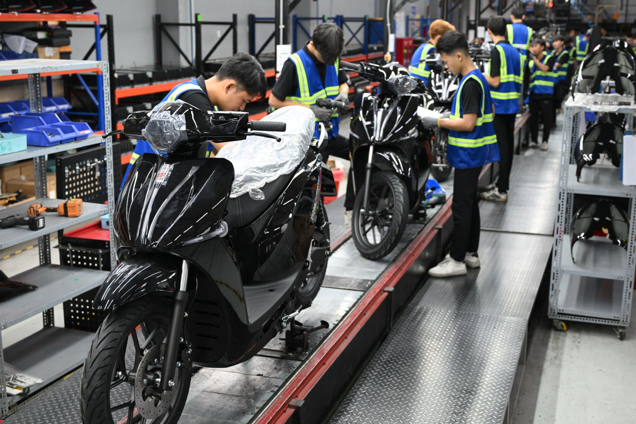 Dat Bike gọi vốn thành công 22 triệu USD vòng Series B, nâng tổng vốn lên 47 triệu USD Dat Bike gọi vốn thành công 22 triệu USD vòng Series B, nâng tổng vốn lên 47 triệu USD, góp phần thúc đẩy cuộc cách mạng xe máy điện tại Việt Nam