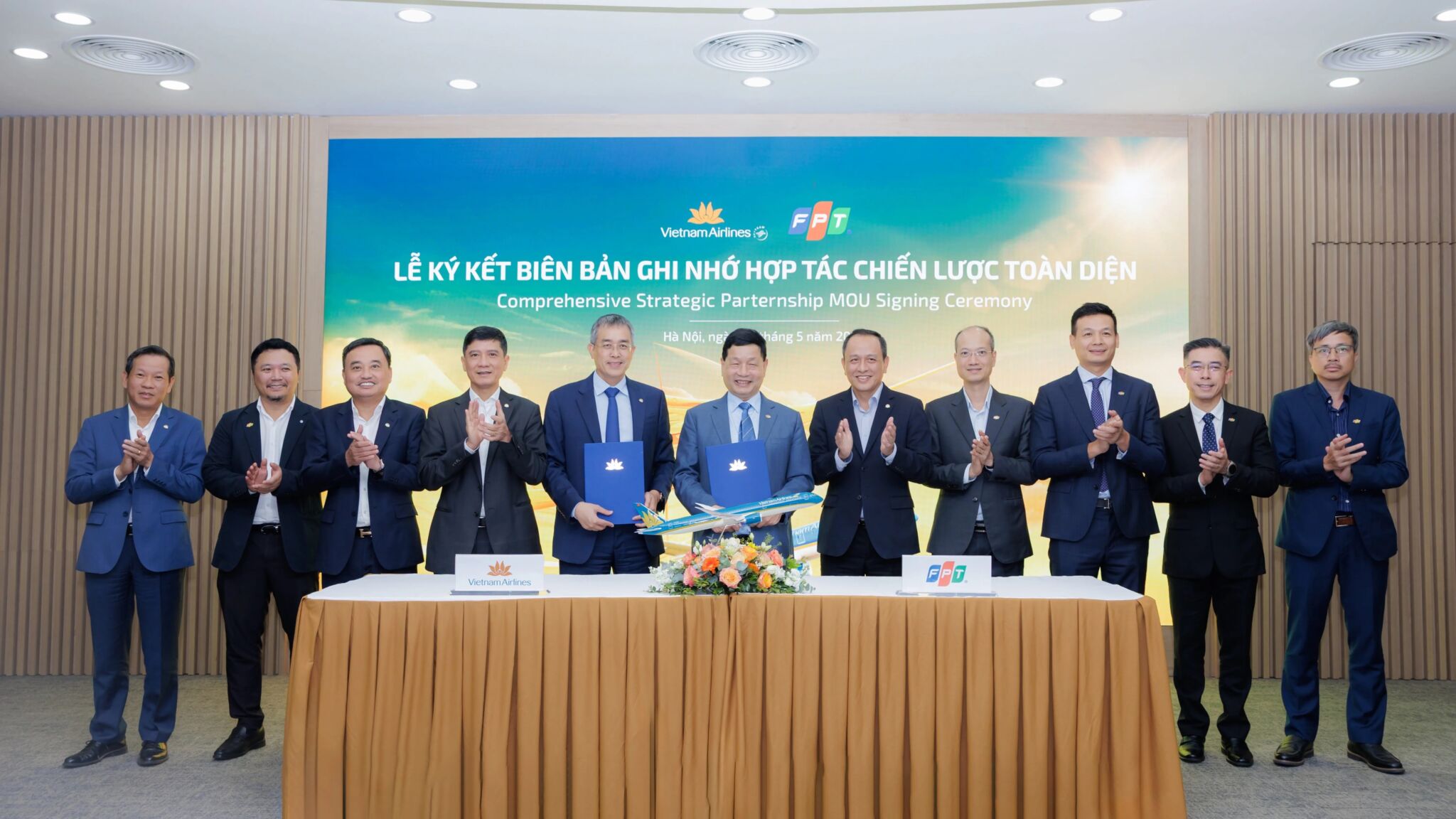 FPT được vinh danh là Đối tác Công nghệ Sáng tạo của Vietnam Airlines