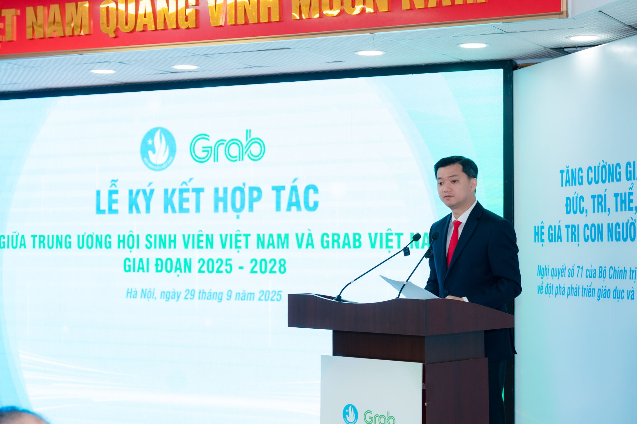 Grab nâng cao kỹ năng chuyển đổi số cho sinh viên và thanh niên Việt Nam Trung ương Hội Sinh viên Việt Nam và Grab Việt Nam hợp tác nhằm nâng cao kỹ năng chuyển đổi số cho sinh viên và thanh niên Việt Nam