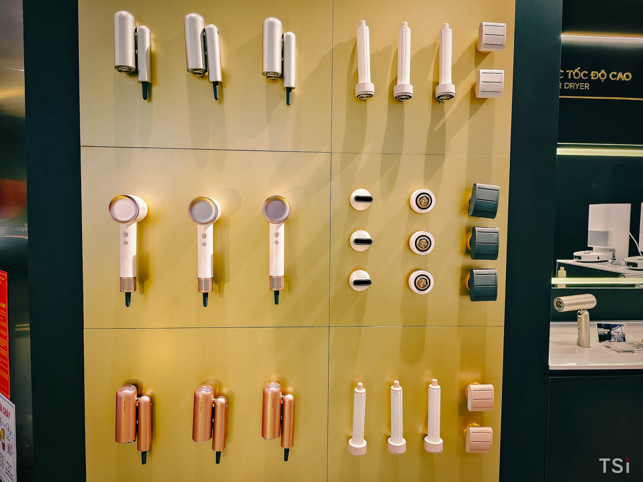 Dreame khai trương cửa hàng flagship đầu tiên tại Landmark 81 Dreame khai trương cửa hàng flagship đầu tiên tại Landmark 81