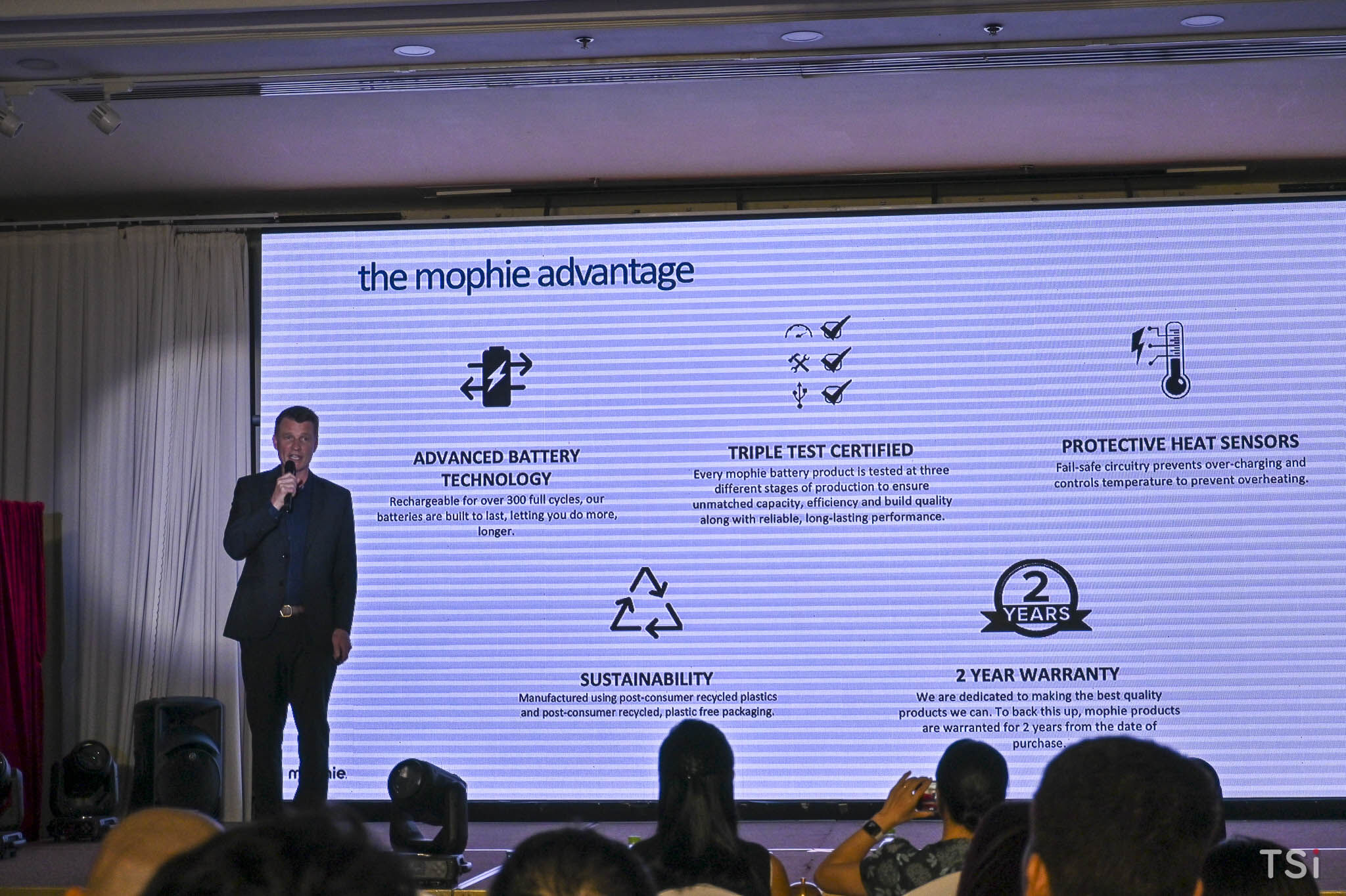 ZAGG | mophie giới thiệu dãy phụ kiện cho bị flagship 2025