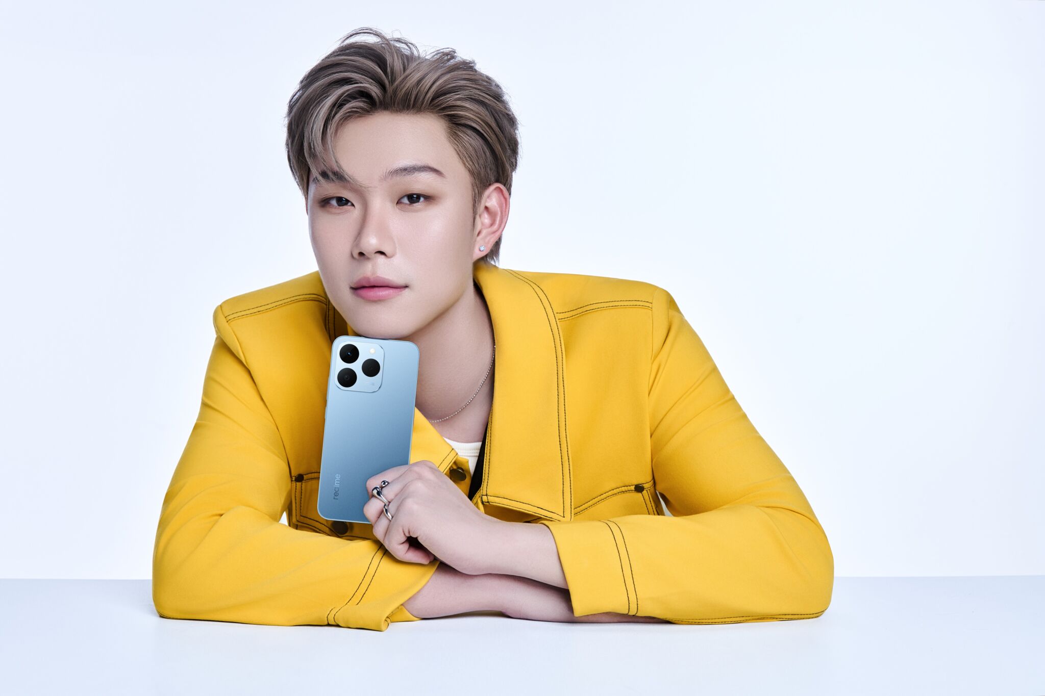realme hé lộ AI Edit Genie: Tính năng chỉnh sửa ảnh thông minh mở ra kỷ nguyên sáng tạo mới cùng “Bậc Thầy AI Tiệc Đêm” realme hé lộ AI Edit Genie: Tính năng chỉnh sửa ảnh thông minh mở ra kỷ nguyên sáng tạo mới cùng “Bậc Thầy AI Tiệc Đêm”