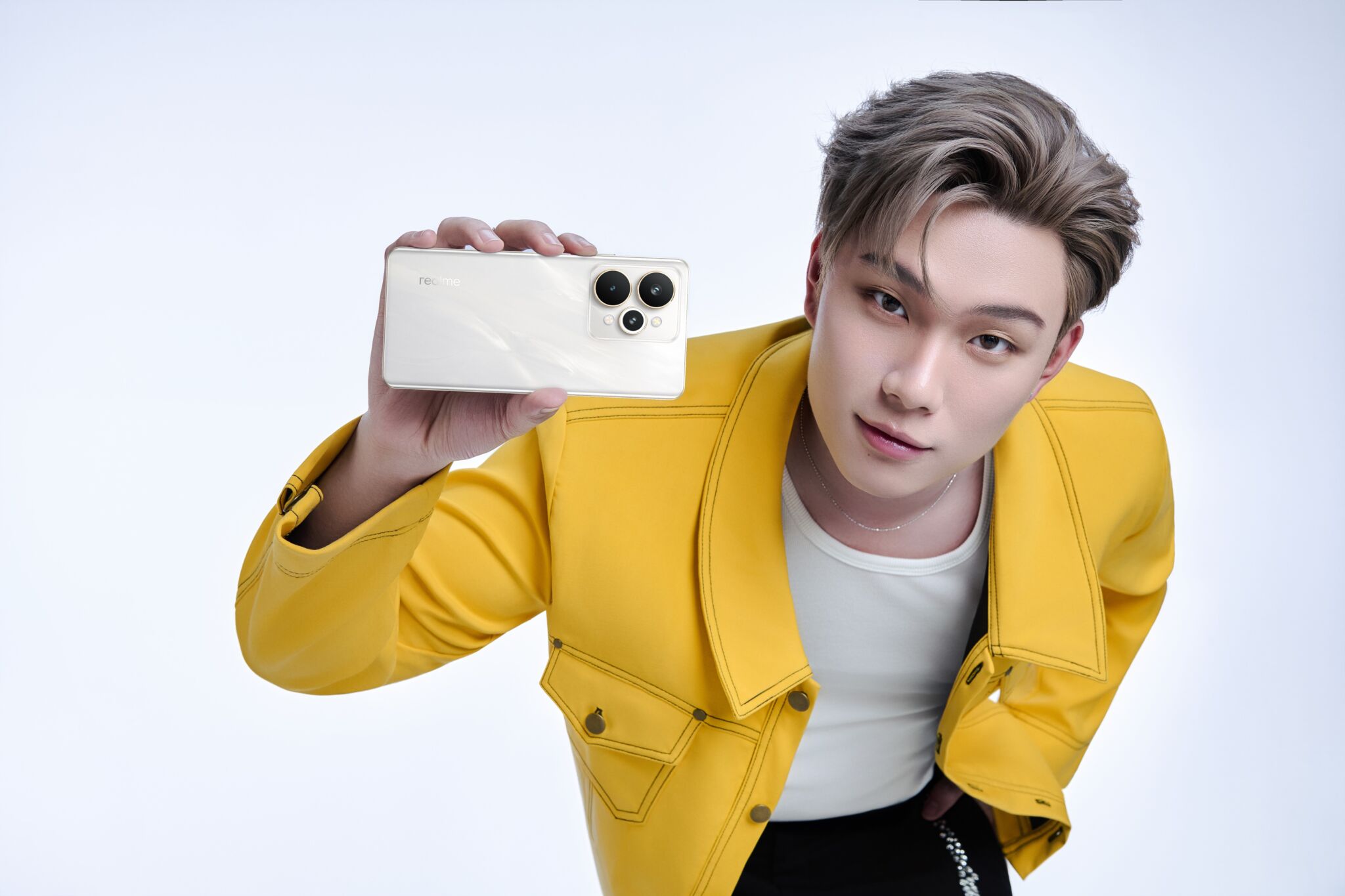 realme hé lộ AI Edit Genie: Tính năng chỉnh sửa ảnh thông minh mở ra kỷ nguyên sáng tạo mới cùng “Bậc Thầy AI Tiệc Đêm” realme hé lộ AI Edit Genie: Tính năng chỉnh sửa ảnh thông minh mở ra kỷ nguyên sáng tạo mới cùng “Bậc Thầy AI Tiệc Đêm”