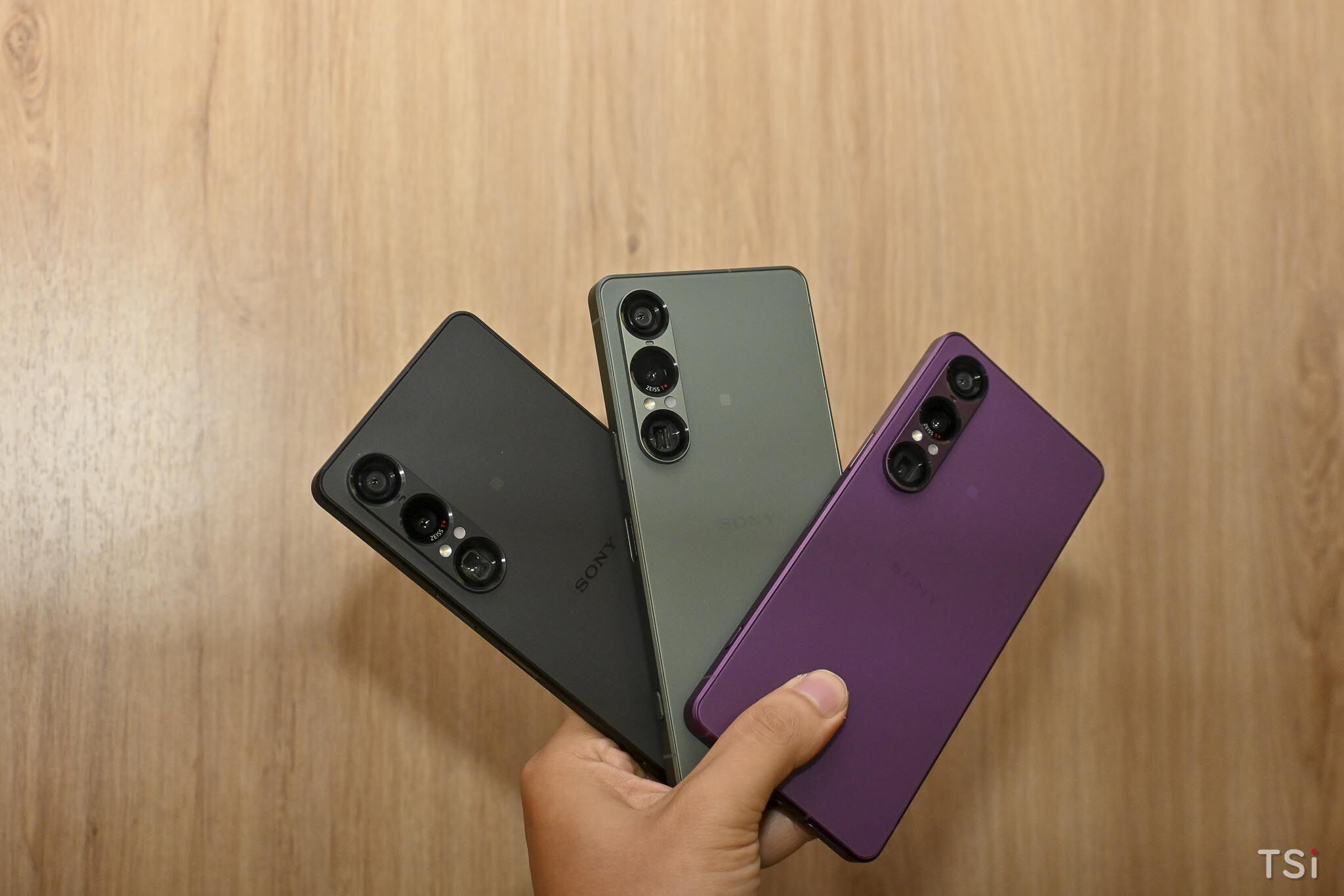 Sony Xperia 1 VII bán ra từ ngày 8/9, giá 35 triệu đồng Sony Xperia 1 VII bán ra từ ngày 8/9, giá 35 triệu đồng