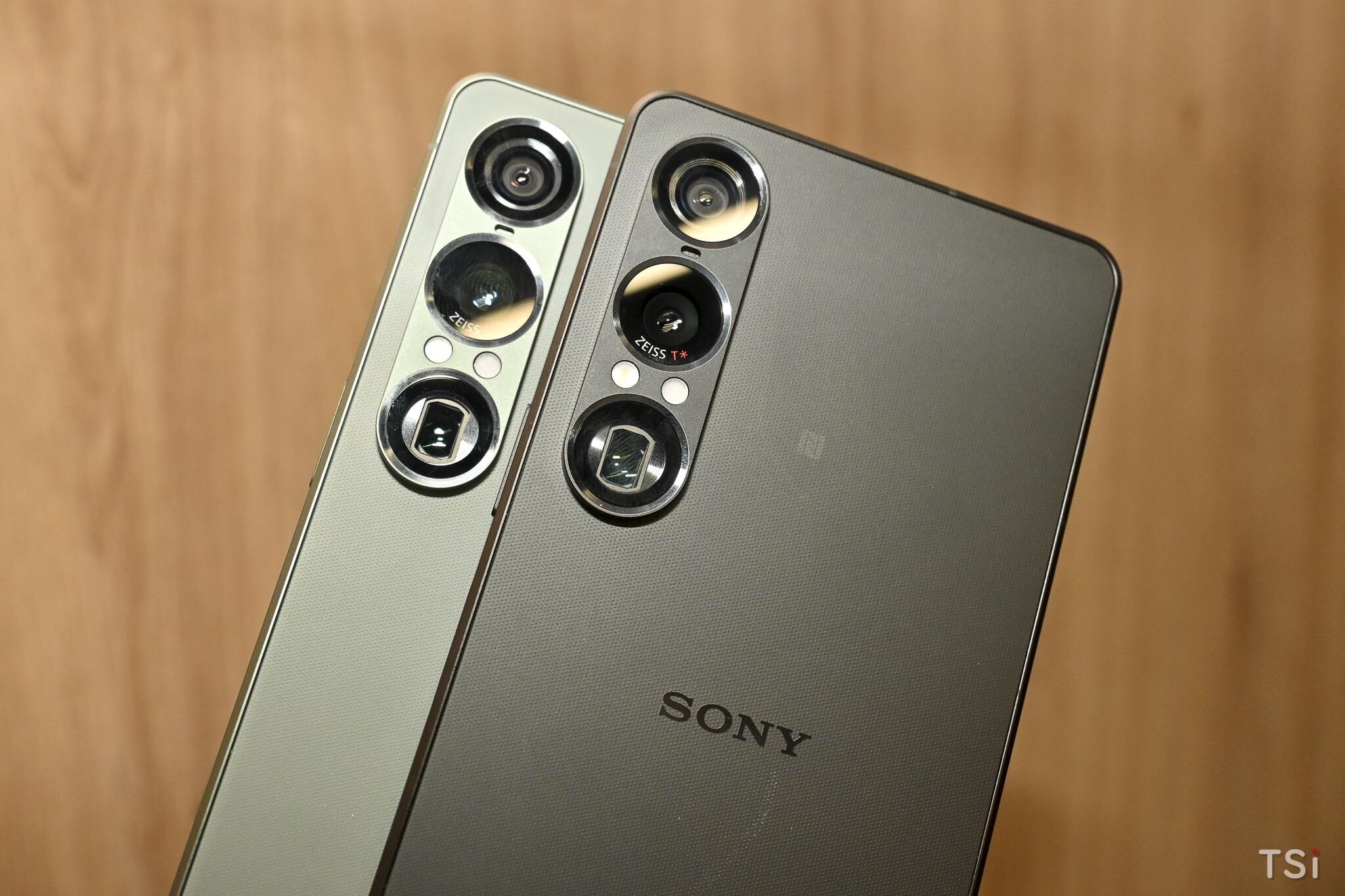 Sony Xperia 1 VII bán ra từ ngày 8/9, giá 35 triệu đồng Sony Xperia 1 VII bán ra từ ngày 8/9, giá 35 triệu đồng