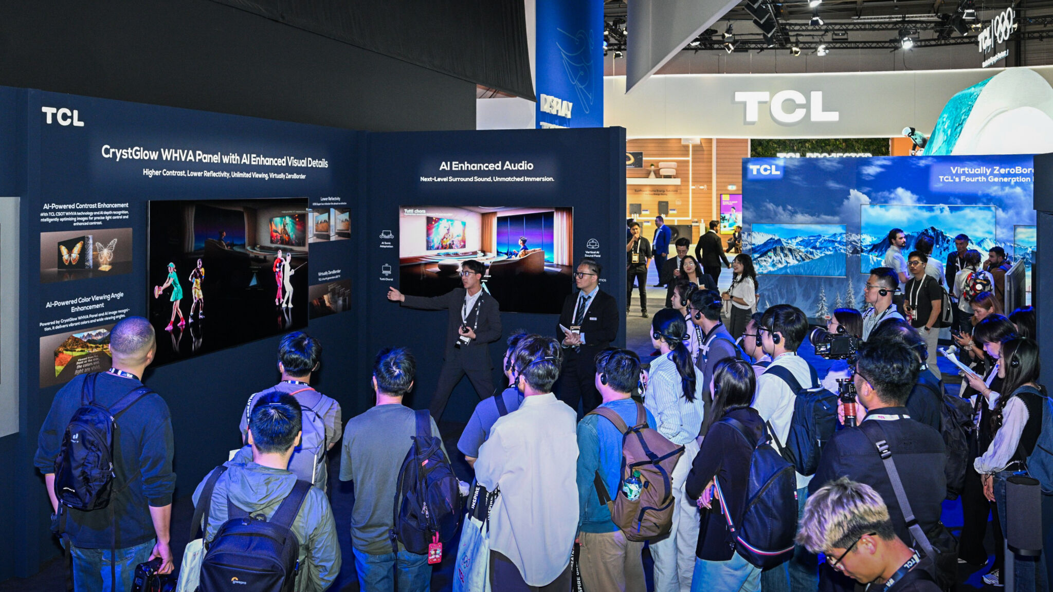 TCL trình diễn công nghệ hiển thị mới nhất và các sáng tạo AI tại IFA 2025