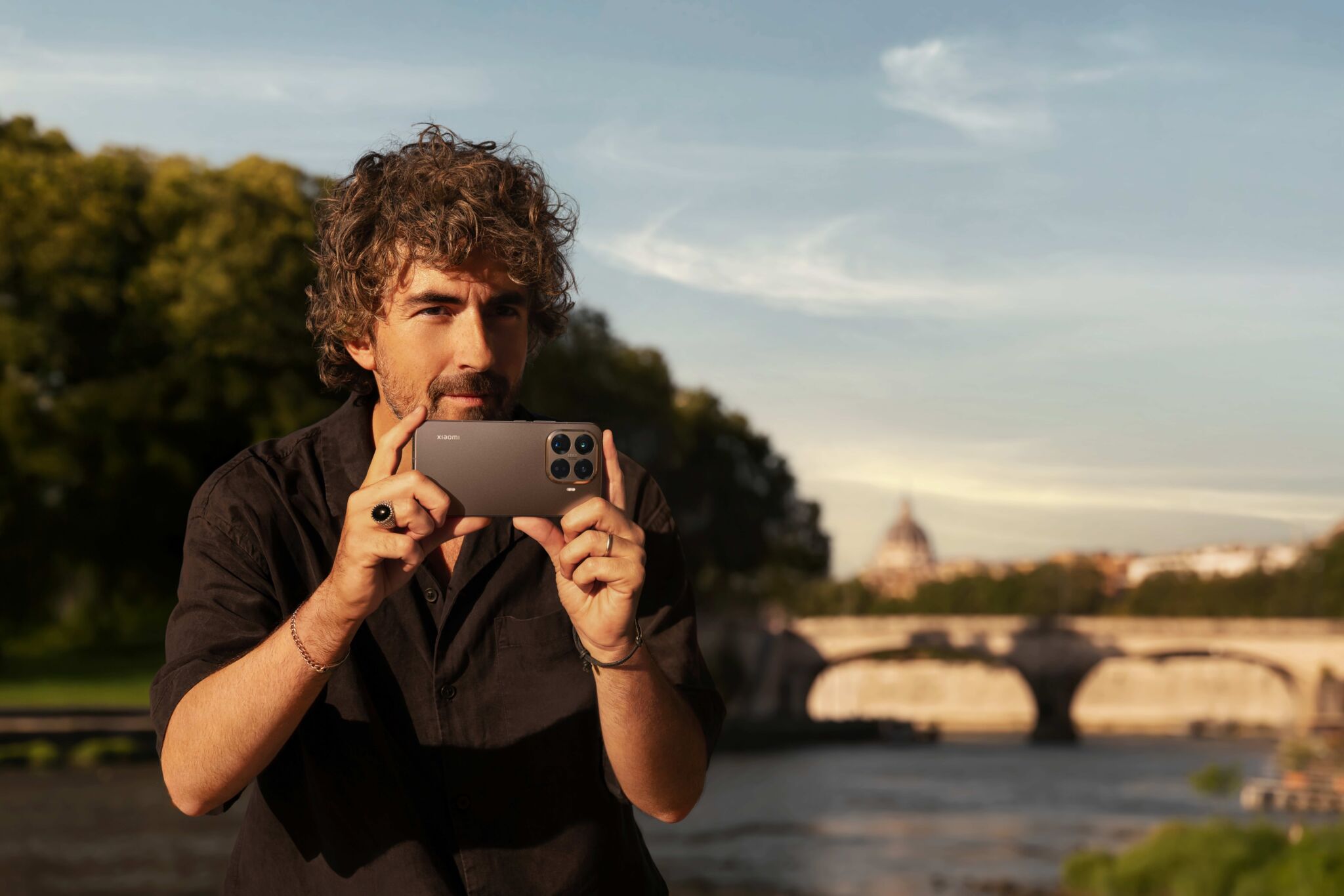 Xiaomi chính thức ra mắt Xiaomi 15T Series: Smartphone cận cao cấp mang đến trải nghiệm flagship với camera Leica 5x Telephoto, Xiaomi HyperOS 3 và thiết kế sang trọng