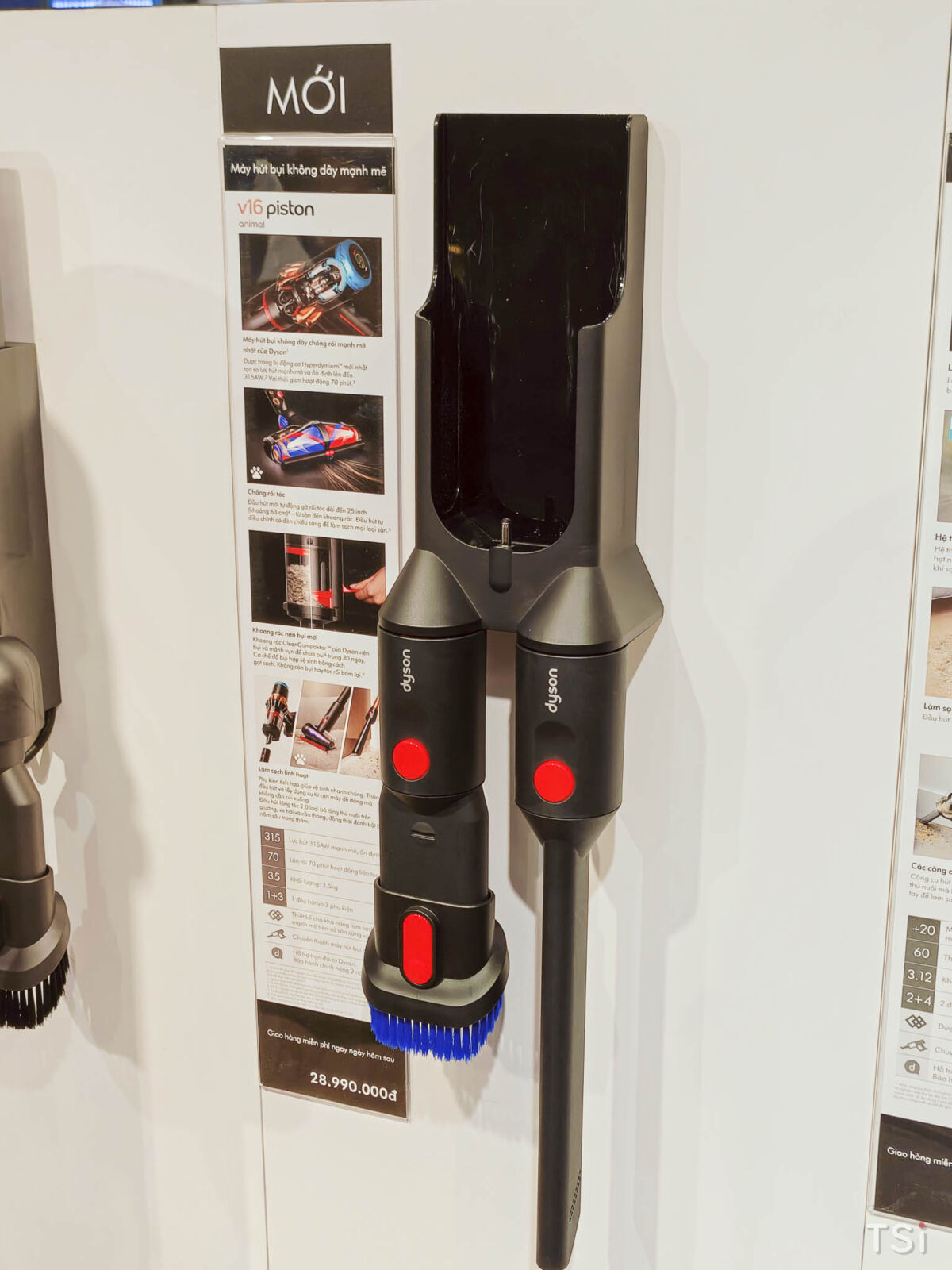 Máy hút bụi không dây Dyson V16 Piston Animal: giải pháp làm sạch toàn diện cho ngôi nhà, hút sạch bụi và cả tóc dài mà không lo rối Máy hút bụi không dây Dyson V16 Piston Animal mới – giải pháp làm sạch toàn diện cho ngôi nhà, hút sạch bụi và cả tóc dài mà không lo rối