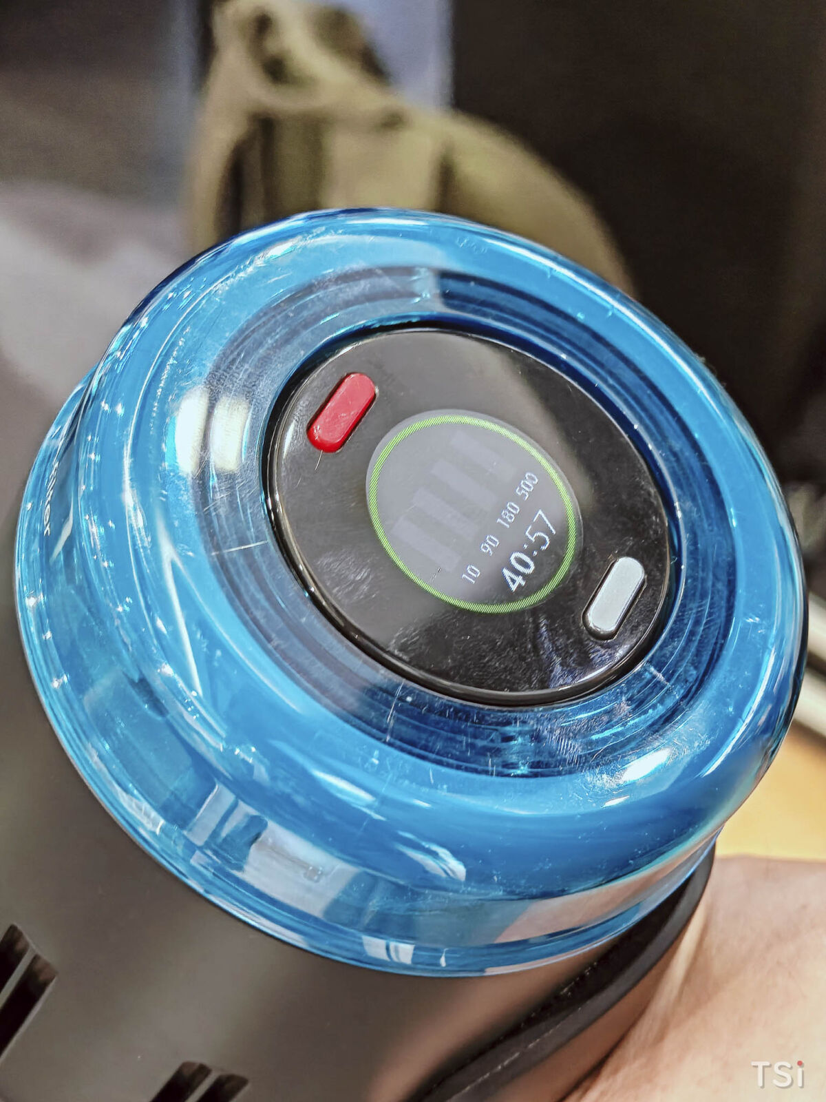 Máy hút bụi không dây Dyson V16 Piston Animal: giải pháp làm sạch toàn diện cho ngôi nhà, hút sạch bụi và cả tóc dài mà không lo rối Máy hút bụi không dây Dyson V16 Piston Animal mới – giải pháp làm sạch toàn diện cho ngôi nhà, hút sạch bụi và cả tóc dài mà không lo rối