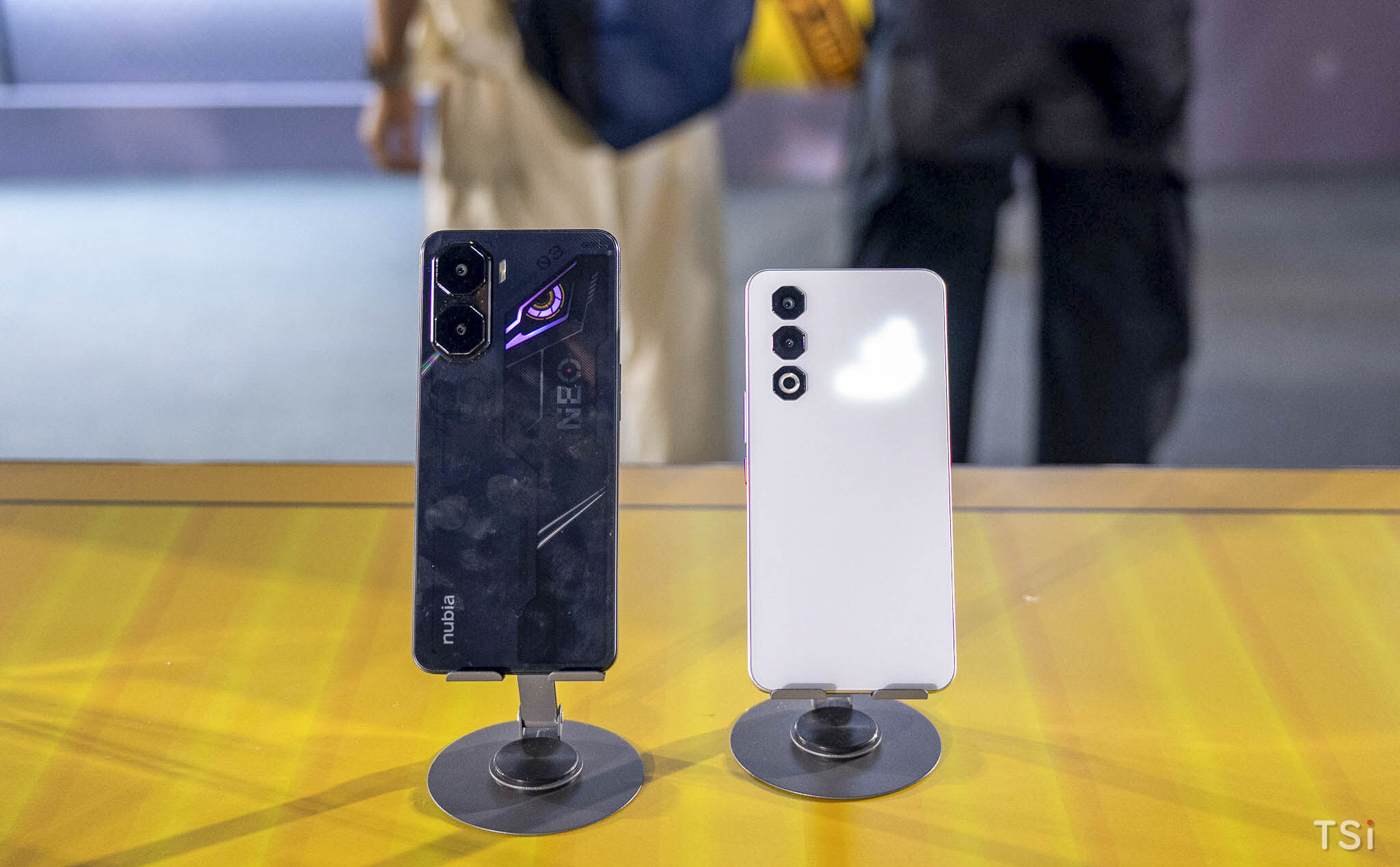 nubia NEO 3 GT 5G và nubia Air siêu mỏng 5,9mm ra mắt