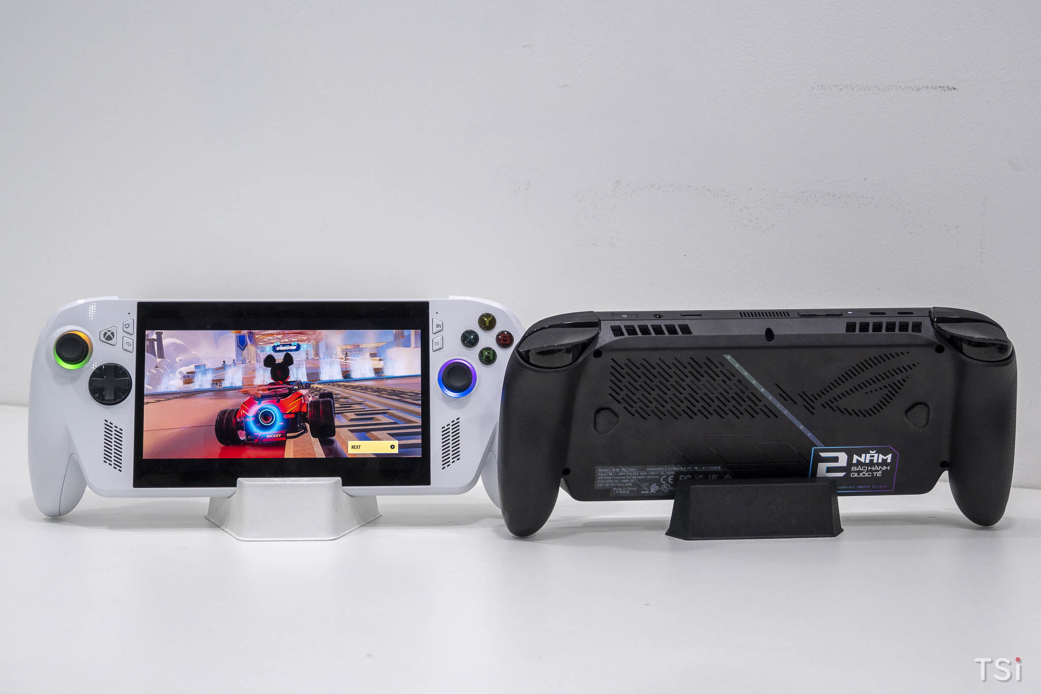 ASUS ROG ra mắt ROG Xbox Ally và ROG Xbox Ally X: Máy chơi game cầm tay ROG Xbox đầu tiên tại Việt Nam ASUS ROG ra mắt ROG Xbox Ally và ROG Xbox Ally X: Máy chơi game cầm tay ROG Xbox đầu tiên tại Việt Nam