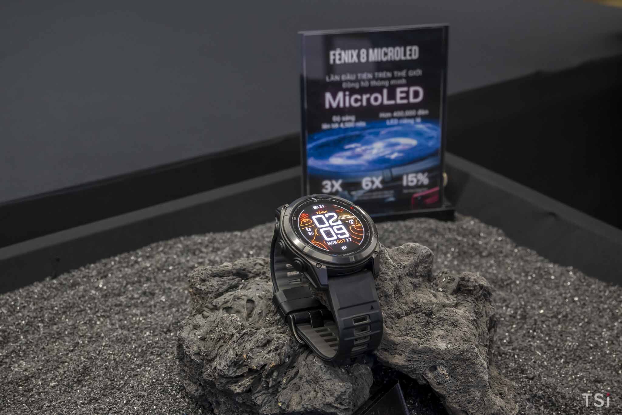 Garmin fēnix 8 MicroLED: Chuẩn mực hiển thị mới trên đồng hồ thể thao thông minh Garmin fēnix 8 MicroLED: Chuẩn mực hiển thị mới trên đồng hồ thể thao thông minh