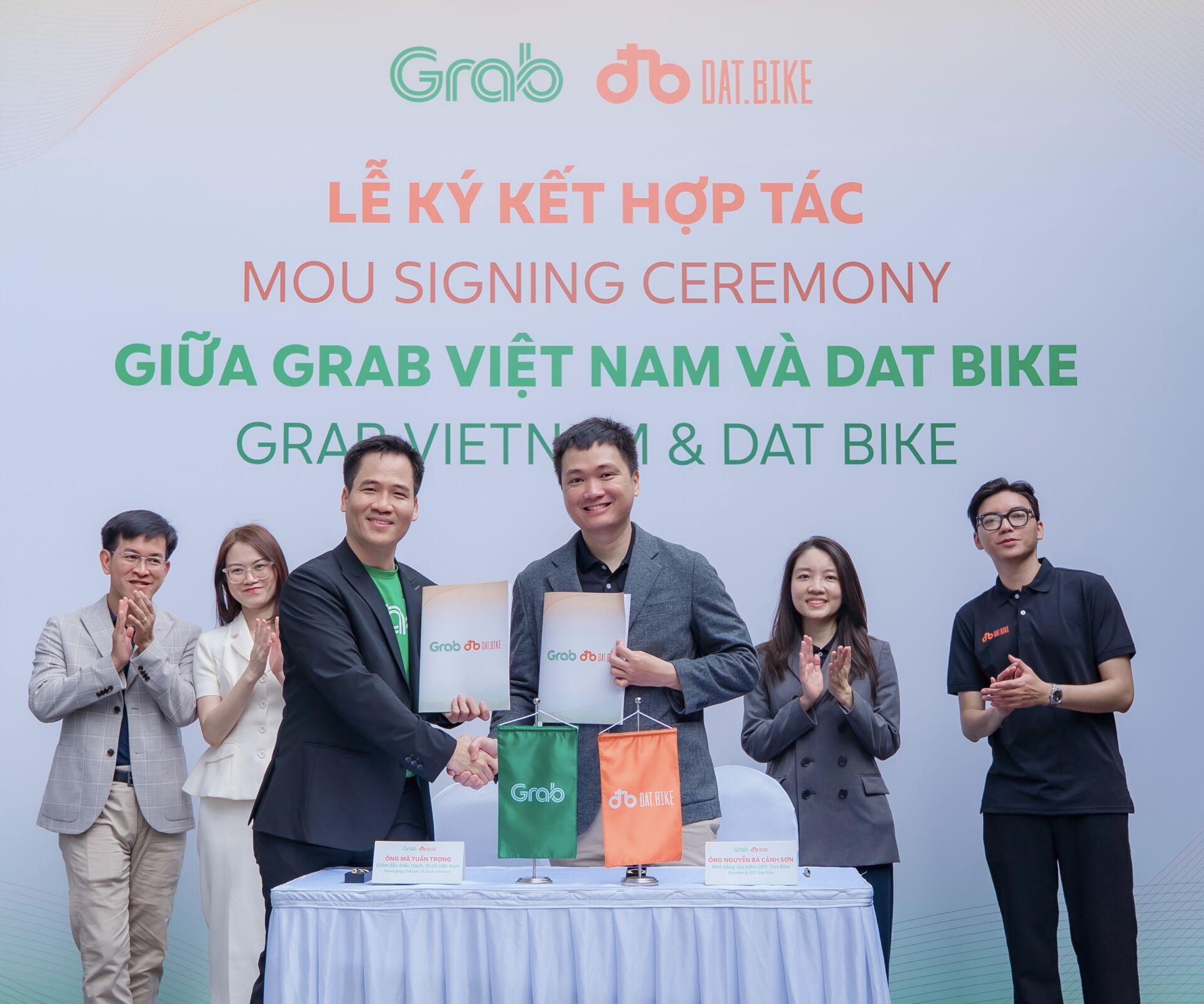 Grab Việt Nam và Dat Bike hợp tác hỗ trợ tài xế công nghệ chuyển đổi xanh Grab Việt Nam và Dat Bike hợp tác hỗ trợ tài xế công nghệ chuyển đổi xanh