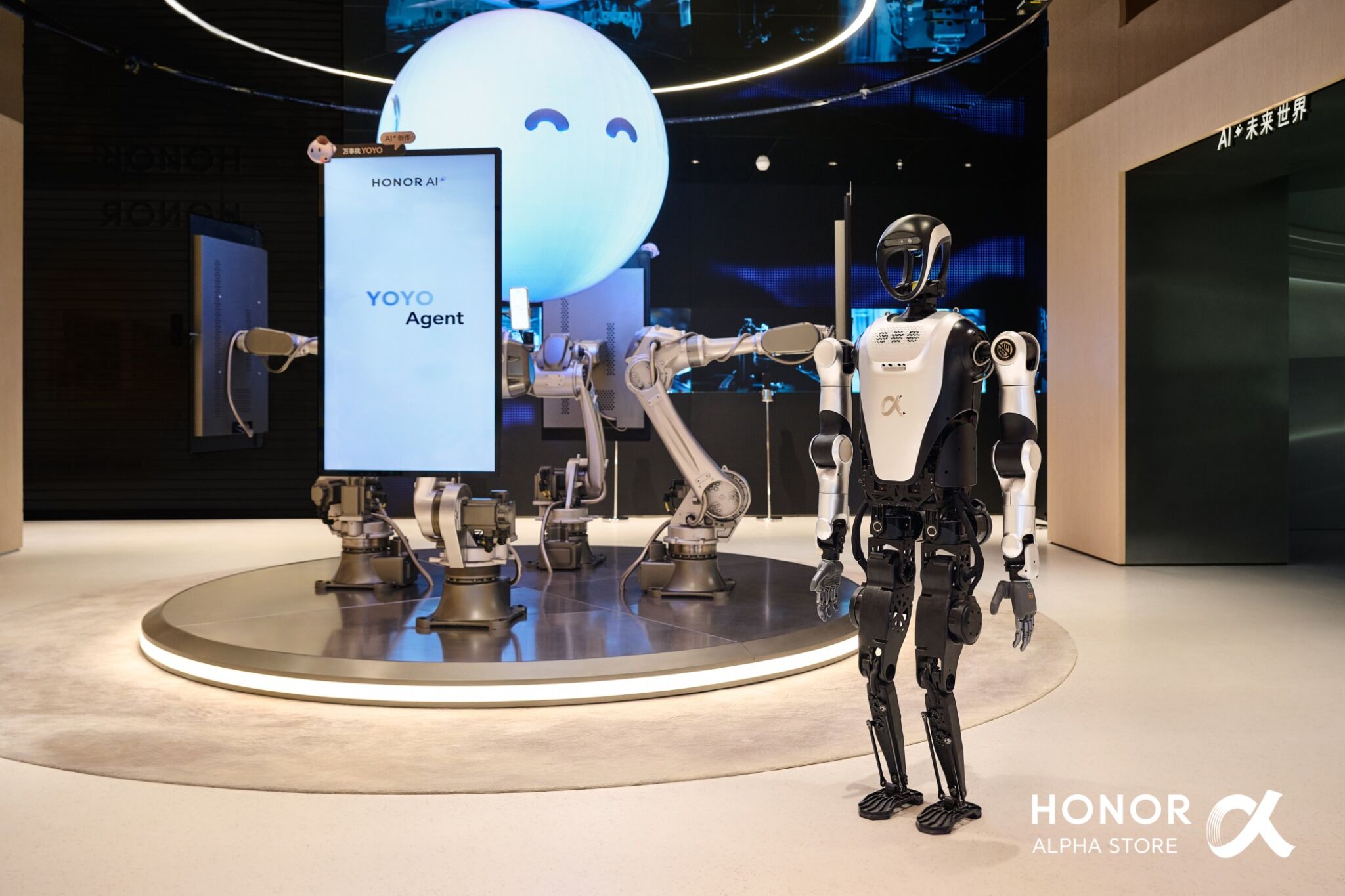 HONOR khai trương cửa hàng AI cao cấp toàn cầu HONOR ALPHA tại Trung Quốc
