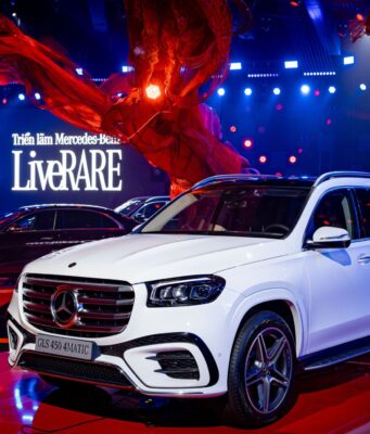 Ra mắt Mercedes-Benz GLS 450 4MATIC phiên bản kỷ niệm 30 năm tại Việt Nam