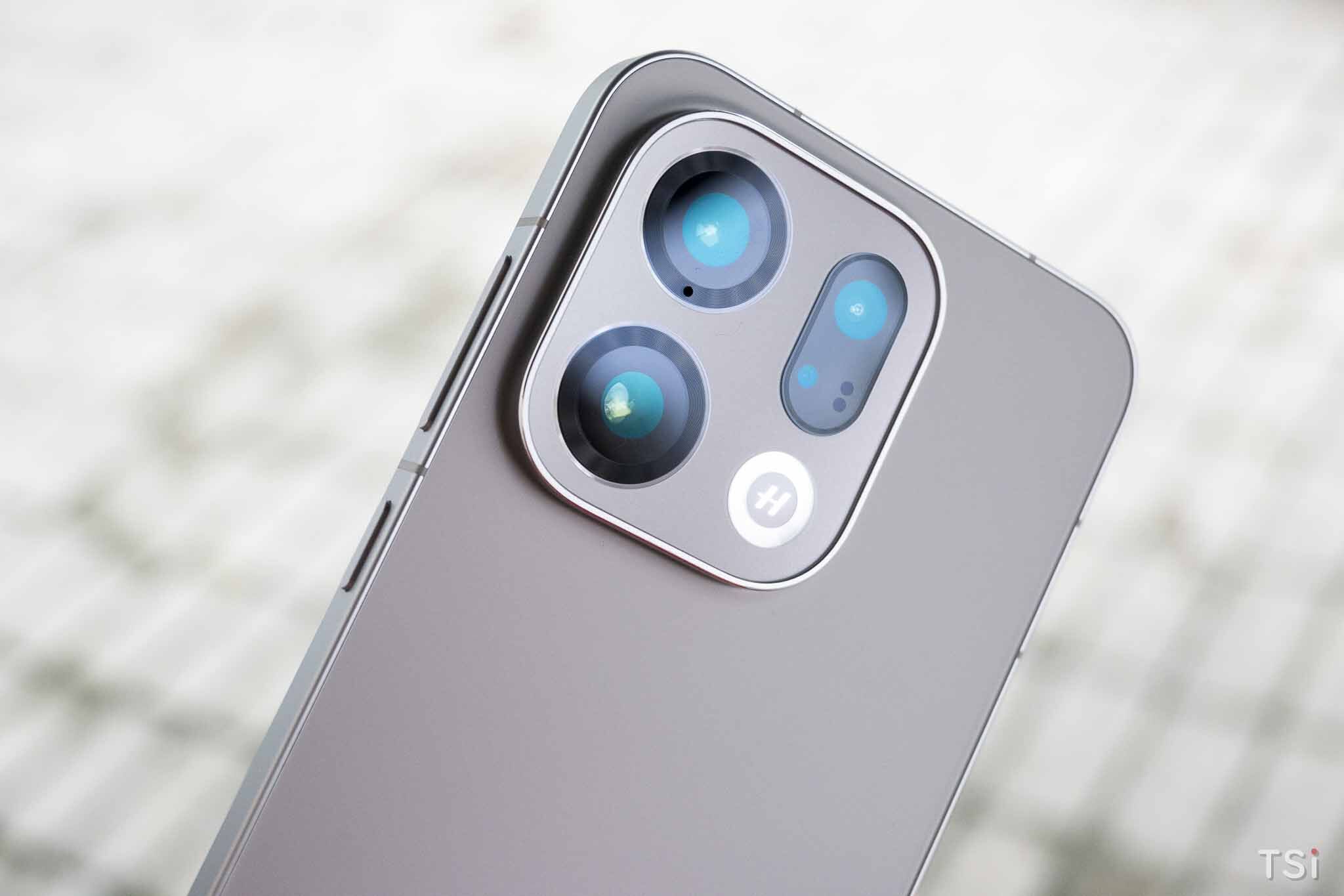 Mở hộp OPPO Find X9: đẹp, đơn giản nhưng cao cấp Mở hộp OPPO Find X9: đẹp, đơn giản nhưng cao cấp