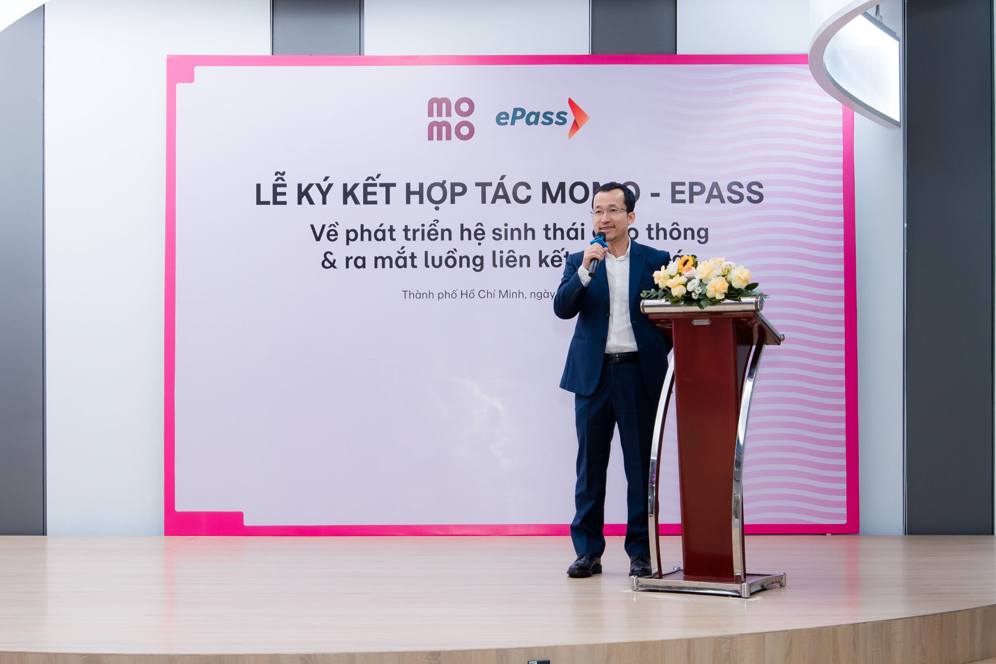 MoMo hợp tác cùng ePass phát triển nền tảng giao thông số: Từ thanh toán điện tử đến hệ sinh thái dịch vụ toàn diện MoMo hợp tác cùng ePass phát triển nền tảng giao thông số: Từ thanh toán điện tử đến hệ sinh thái dịch vụ toàn diện