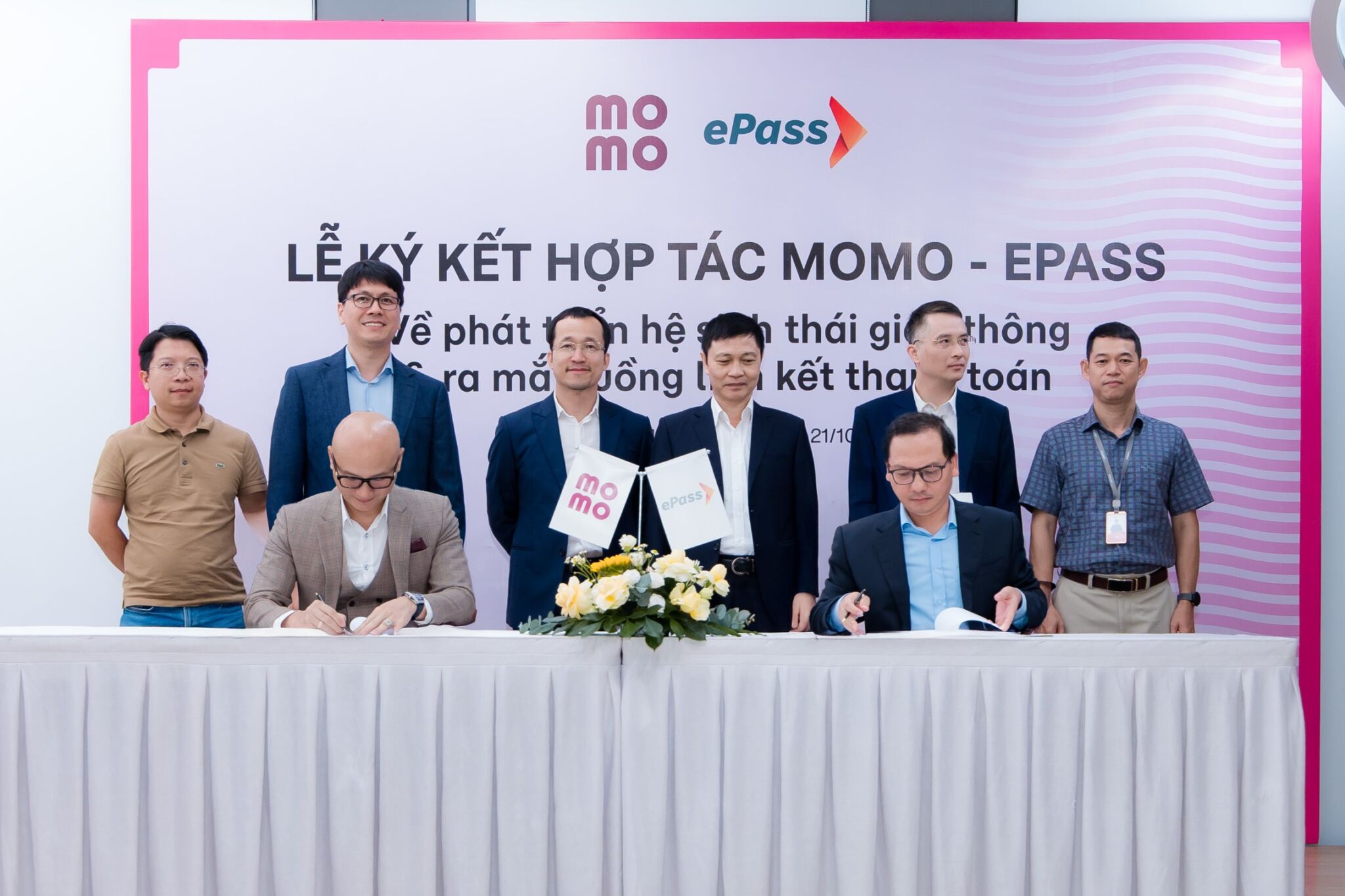 MoMo hợp tác cùng ePass phát triển nền tảng giao thông số: Từ thanh toán điện tử đến hệ sinh thái dịch vụ toàn diện MoMo hợp tác cùng ePass phát triển nền tảng giao thông số: Từ thanh toán điện tử đến hệ sinh thái dịch vụ toàn diện