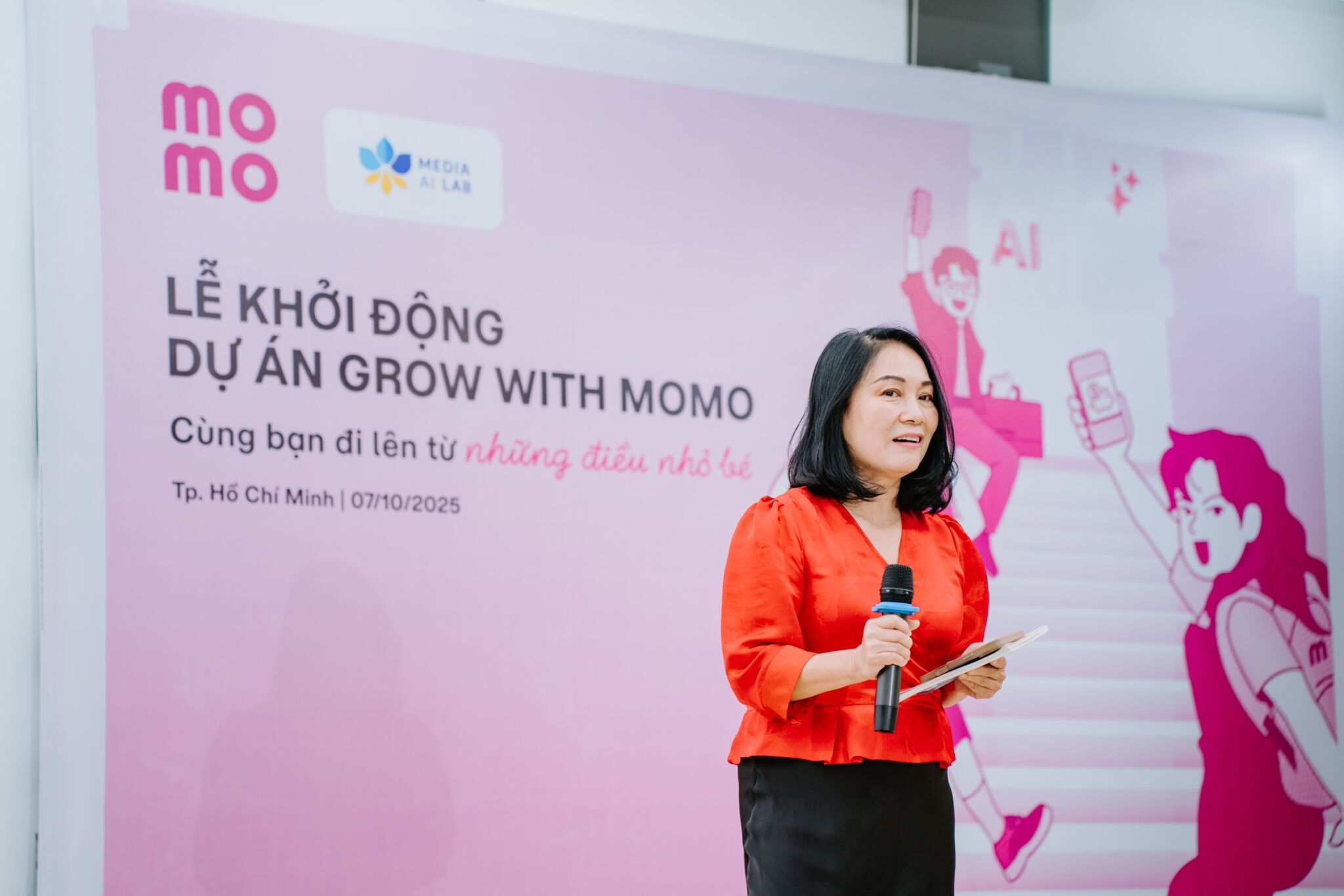 MoMo khởi động dự án “Grow with MoMo” MoMo khởi động dự án “Grow with MoMo” – cùng bạn trẻ bản lĩnh đi lên từ những điều nhỏ bé