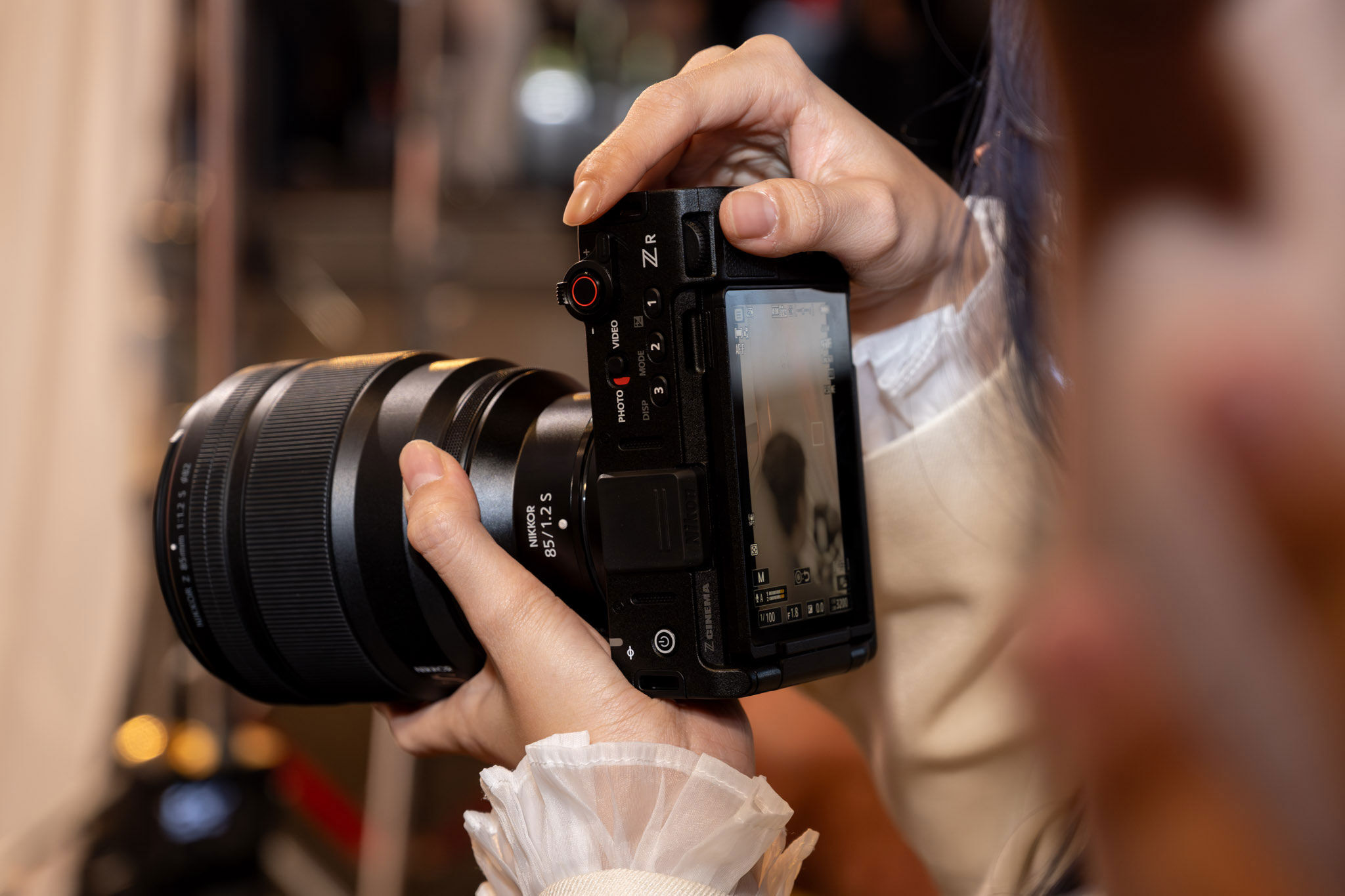Nikon ZR chính thức ra mắt tại Việt Nam – Bước tiến mới vào thế giới điện ảnh Nikon ZR chính thức ra mắt tại Việt Nam – Bước tiến mới vào thế giới điện ảnh