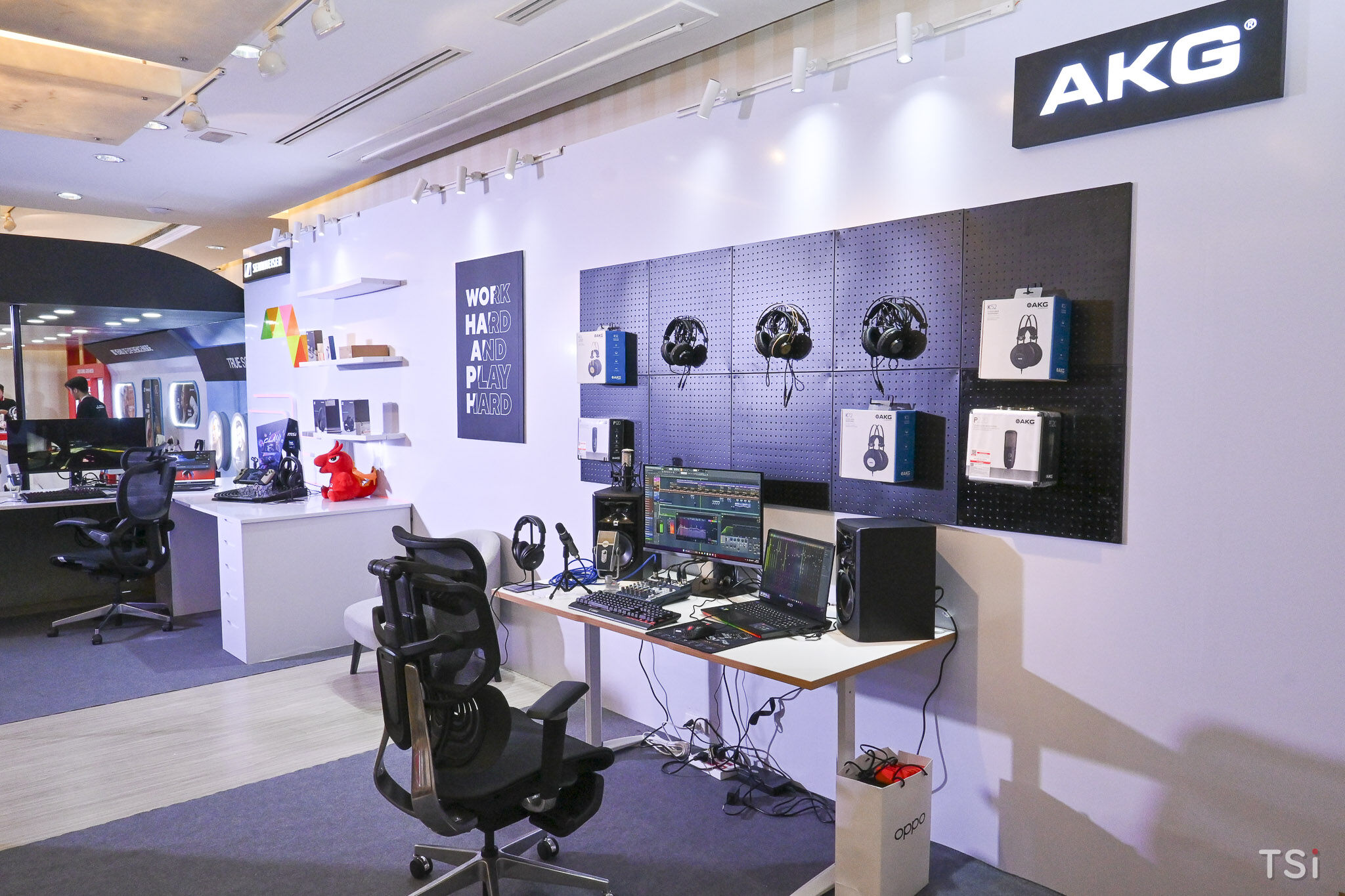 PGI mang 6 'trạm dừng âm thanh' đến P.H.E Show 2025 PGI mang 6 'trạm dừng âm thanh' đến P.H.E Show 2025
