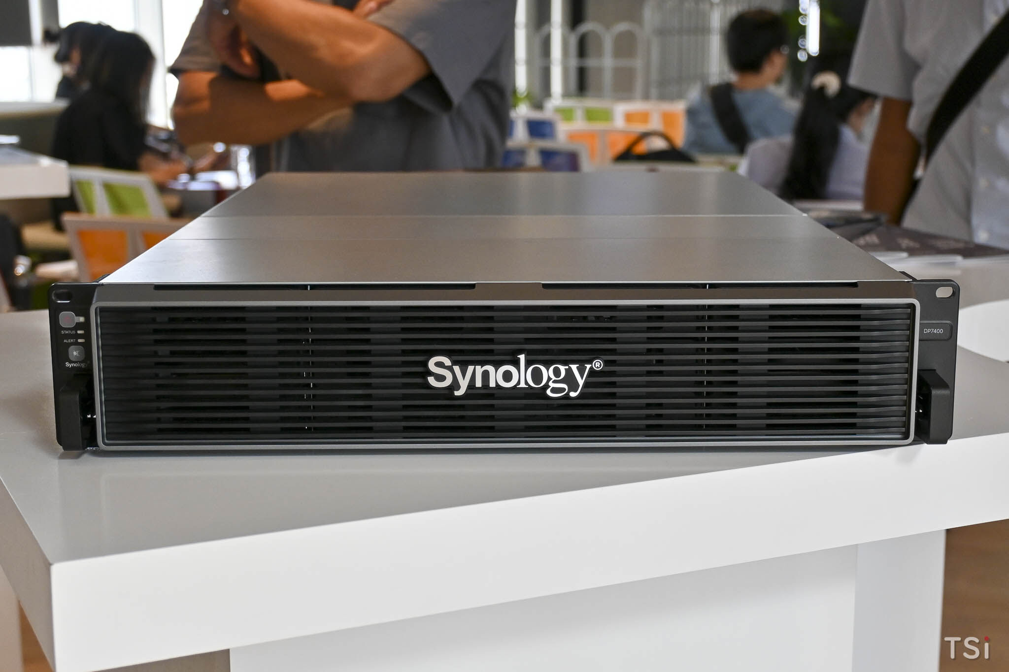 Synology ra mắt các sản phẩm flagship mới kỷ niệm 25 năm thành lập Synology ra mắt các sản phẩm flagship mới kỷ niệm 25 năm thành lập