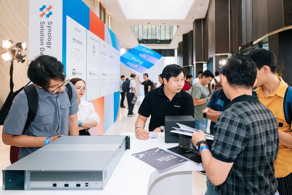 Synology Solution Day 2025: Thúc đẩy chuyển đổi số an toàn và bền vững cho doanh nghiệp Việt Synology Solution Day 2025: Thúc đẩy chuyển đổi số an toàn và bền vững cho doanh nghiệp Việt