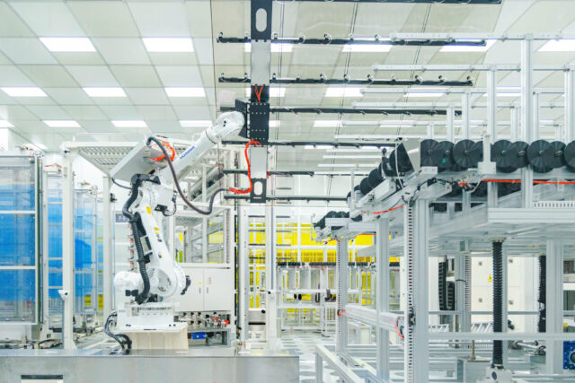 tcl-tu-chu-cong-nghe-4