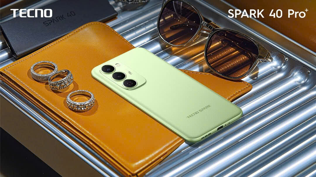 TECNO SPARK 40 PRO+ mở bán hôm nay, giá 5,7 triệu đồng TECNO SPARK 40 PRO+ ra mắt: Mỏng nhẹ 6,49mm, Chip G200 đầu tiên trên thế giới, độc quyền tại CellphoneS