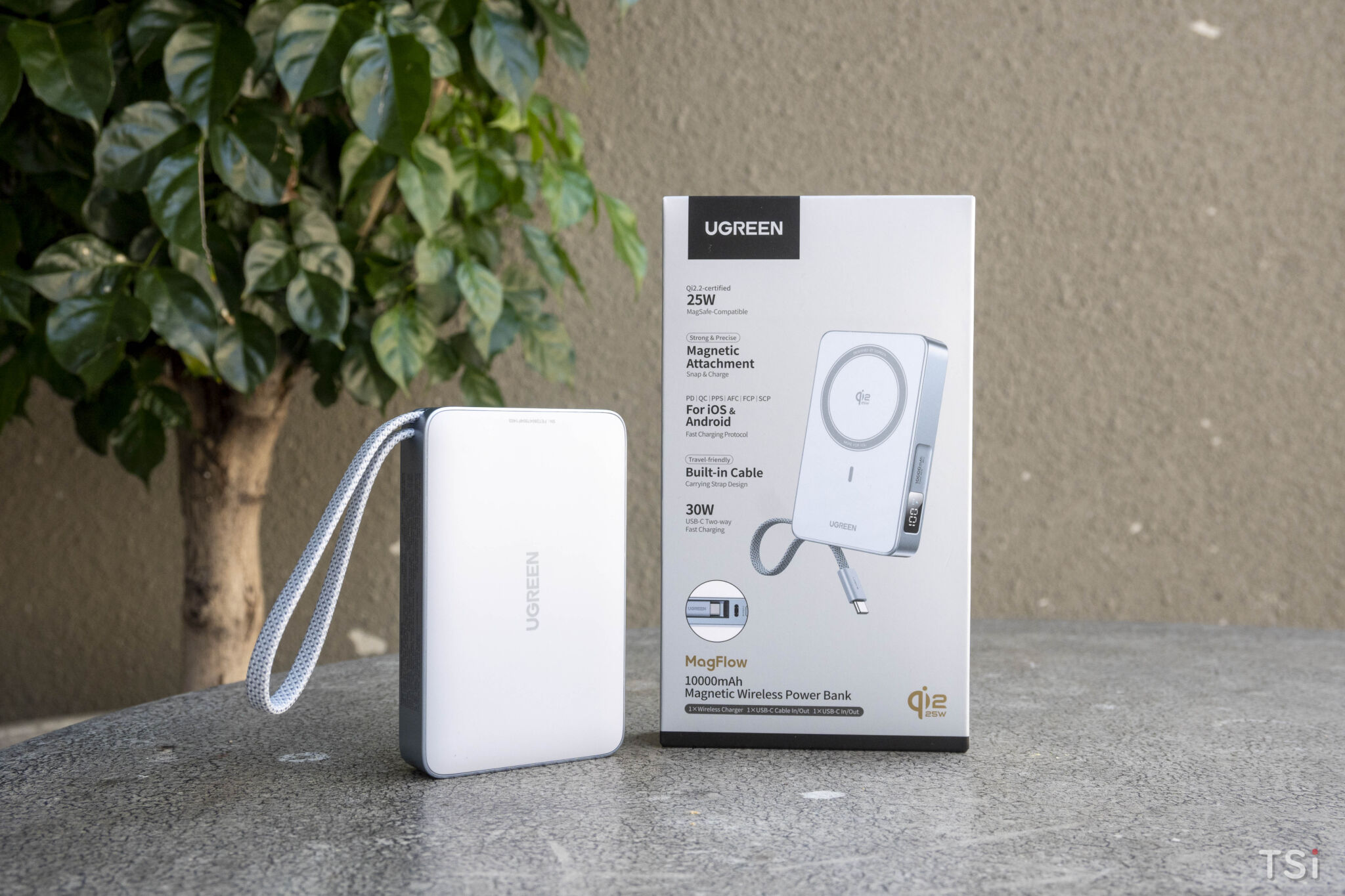 Pin và đế sạc Ugreen MagFlow: giải phóng thiết bị Apple khỏi dây nhợ pin dự phòng Ugreen MagFlow 10000mAh Magnetic Wireless Power Bank